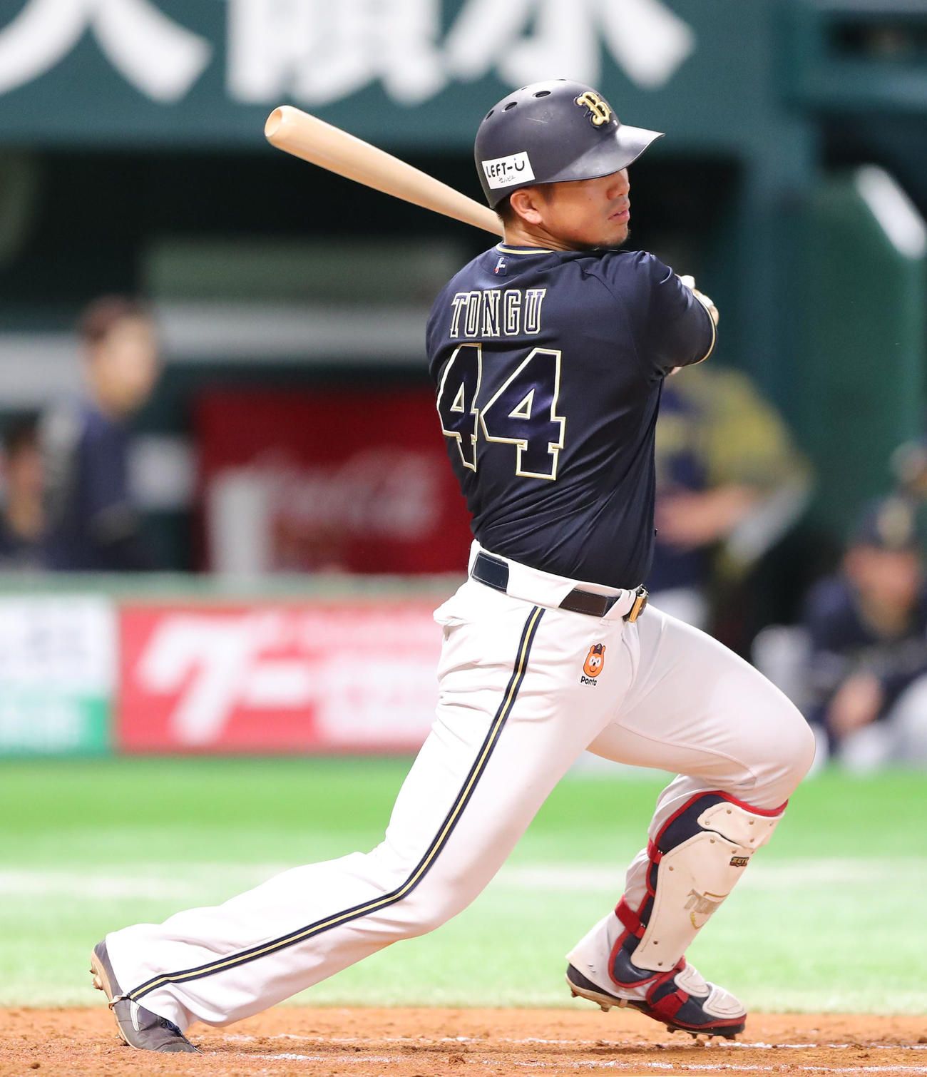 ソフトバンク対オリックス　9回表オリックス無死、頓宮は右前打を放つ（撮影・梅根麻紀）