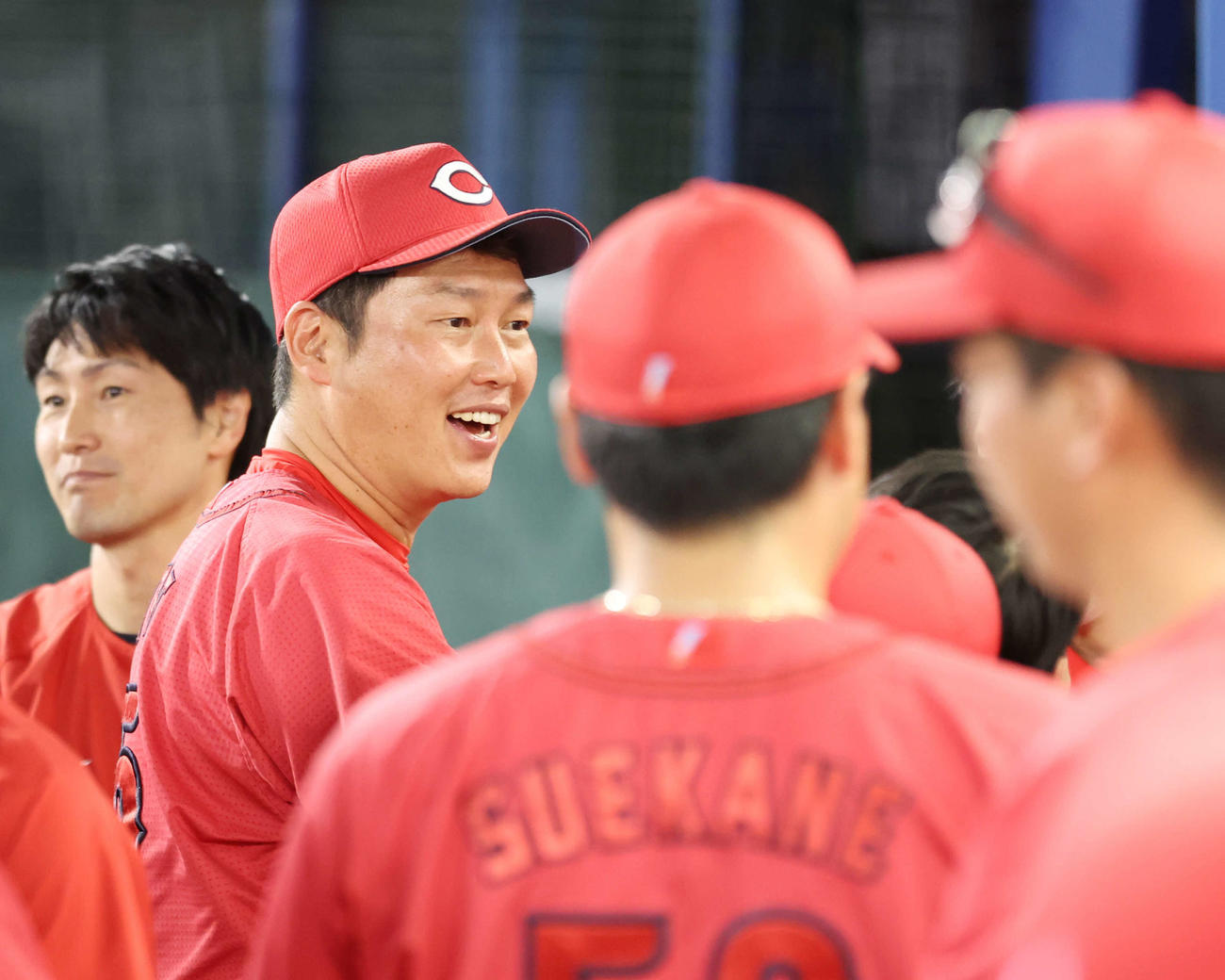 DeNA対広島　勝利し、笑顔を見せる広島新井監督（撮影・宮地輝）