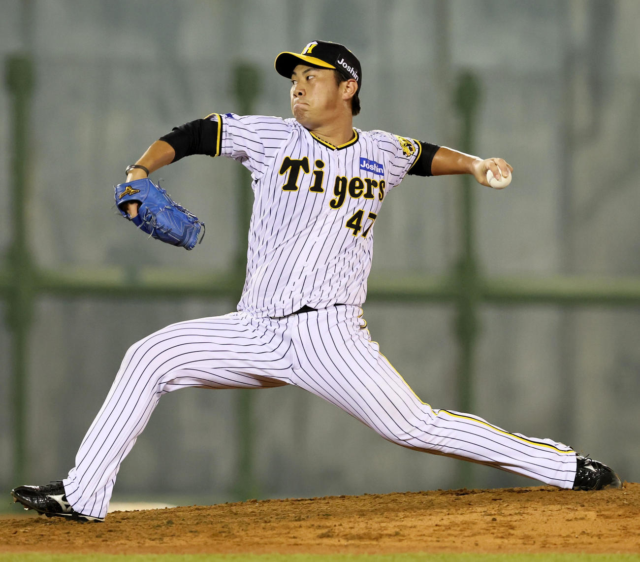 全ウ対全イ　全ウ8番手で登板した桐敷（撮影・加藤哉）