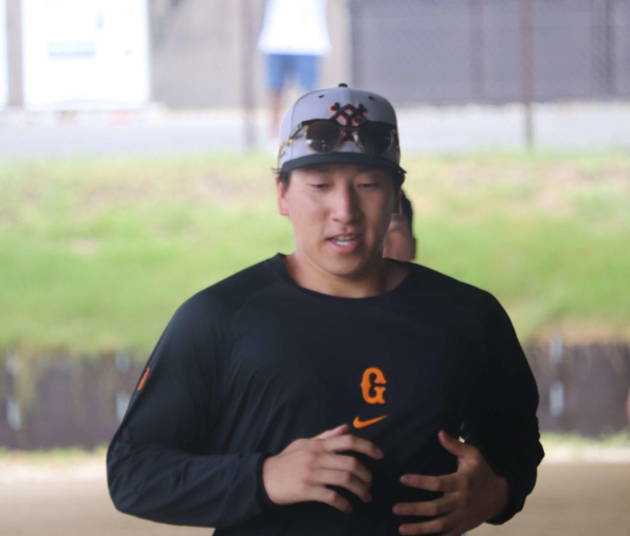 ジャイアンツ球場で汗を流す巨人大勢（撮影・小早川宗一郎）