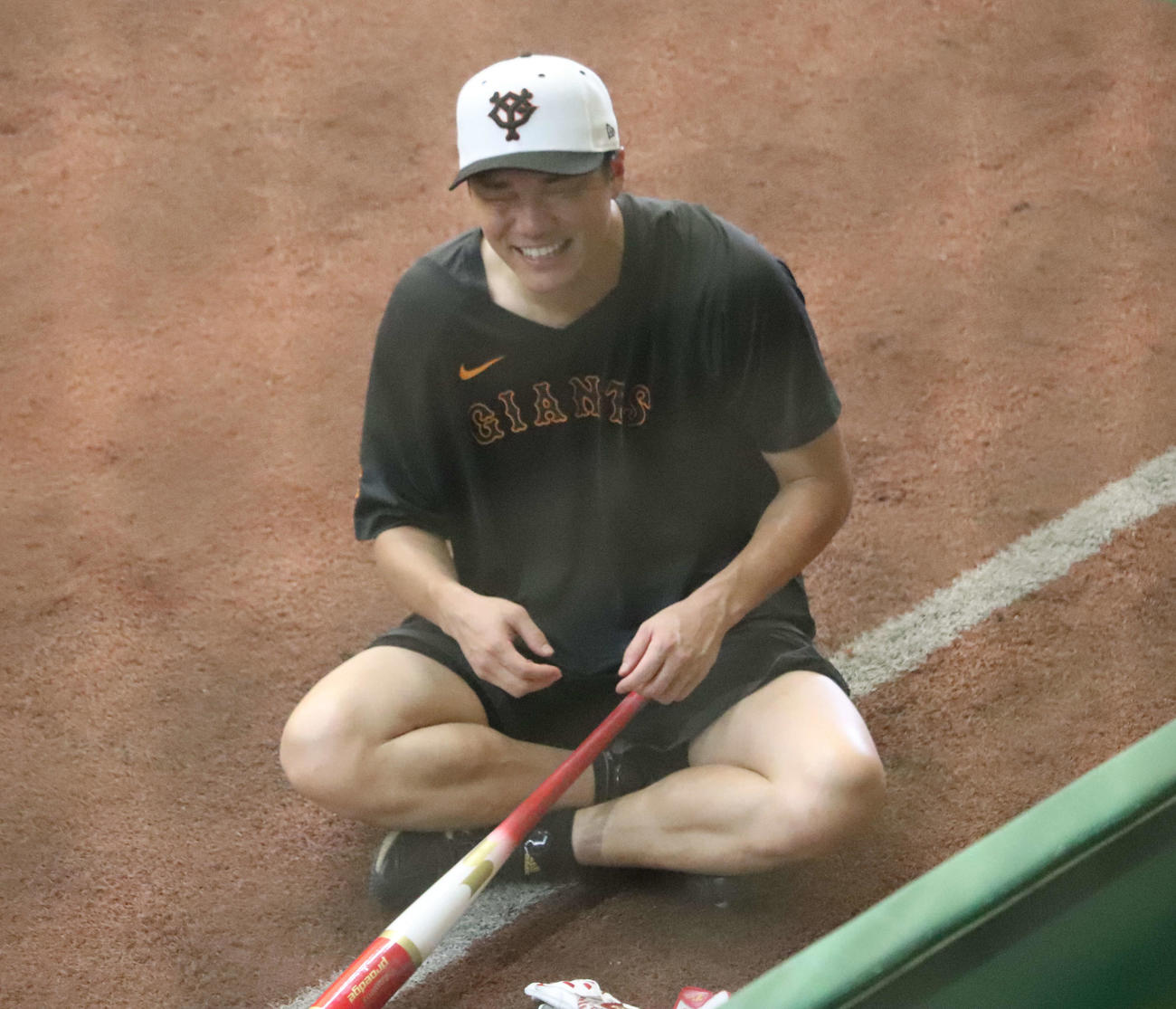 ジャイアンツ球場で汗を流す巨人坂本（撮影・小早川宗一郎）