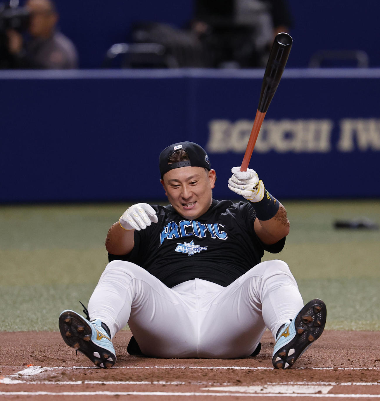 全セ対全パ　本塁打競争1回戦で敗れたオリックス杉本（撮影・藤尾明華）