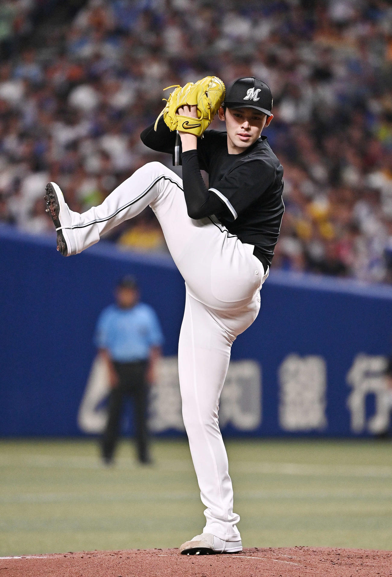 全セ対全パ　力投する全パ先発の佐々木朗（撮影・滝沢徹郎）