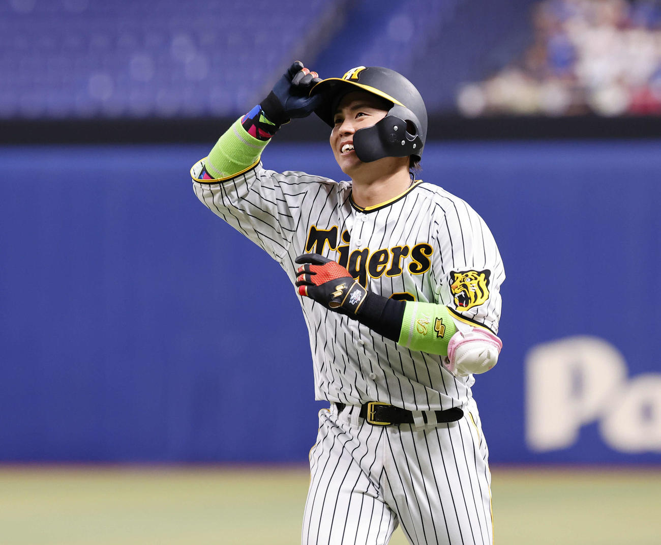 5回裏全セ1死一塁、左飛に倒れた梅野（撮影・藤尾明華）