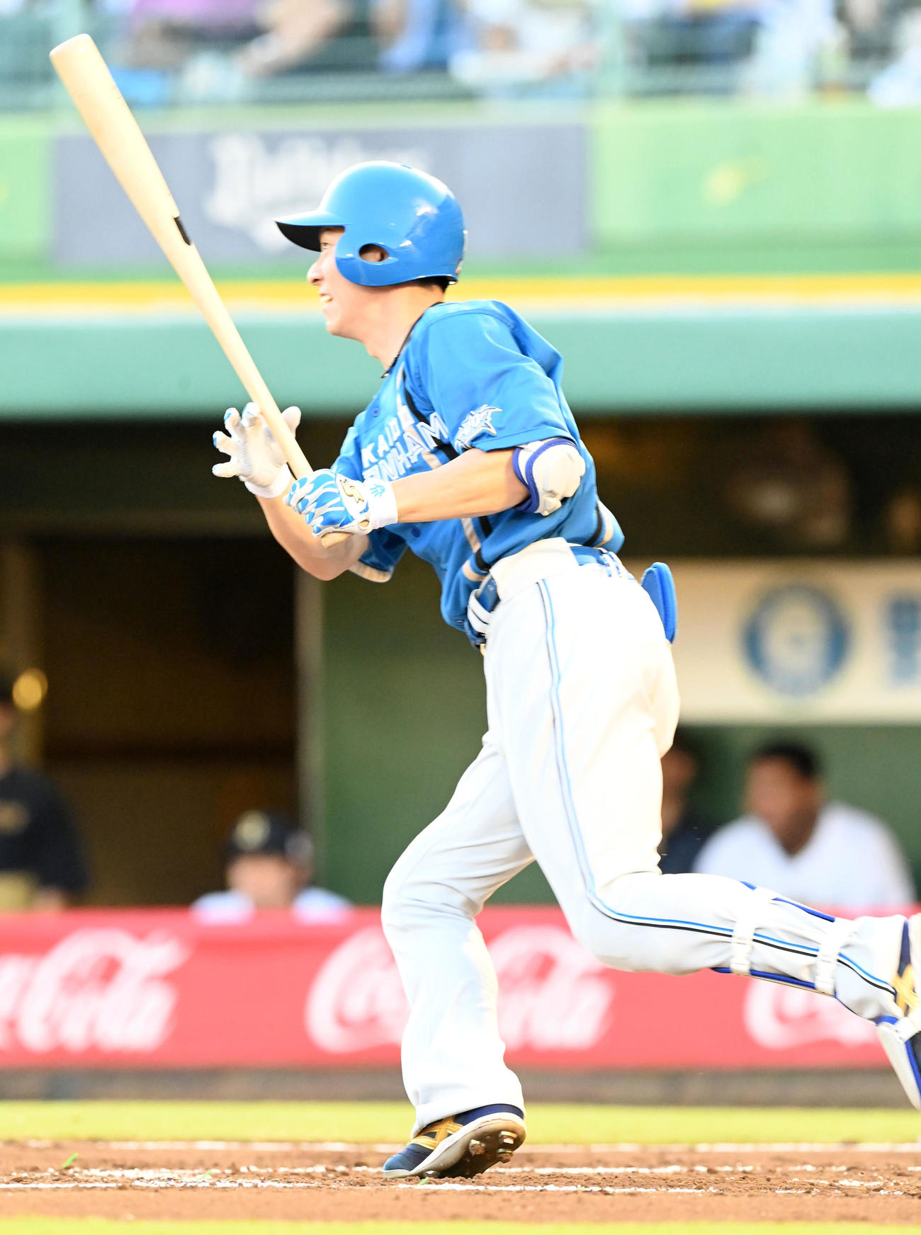 オリックス対日本ハム　2回表日本ハム2死二、三塁、松本剛は中前2点適時打を放つ（撮影・前岡正明）
