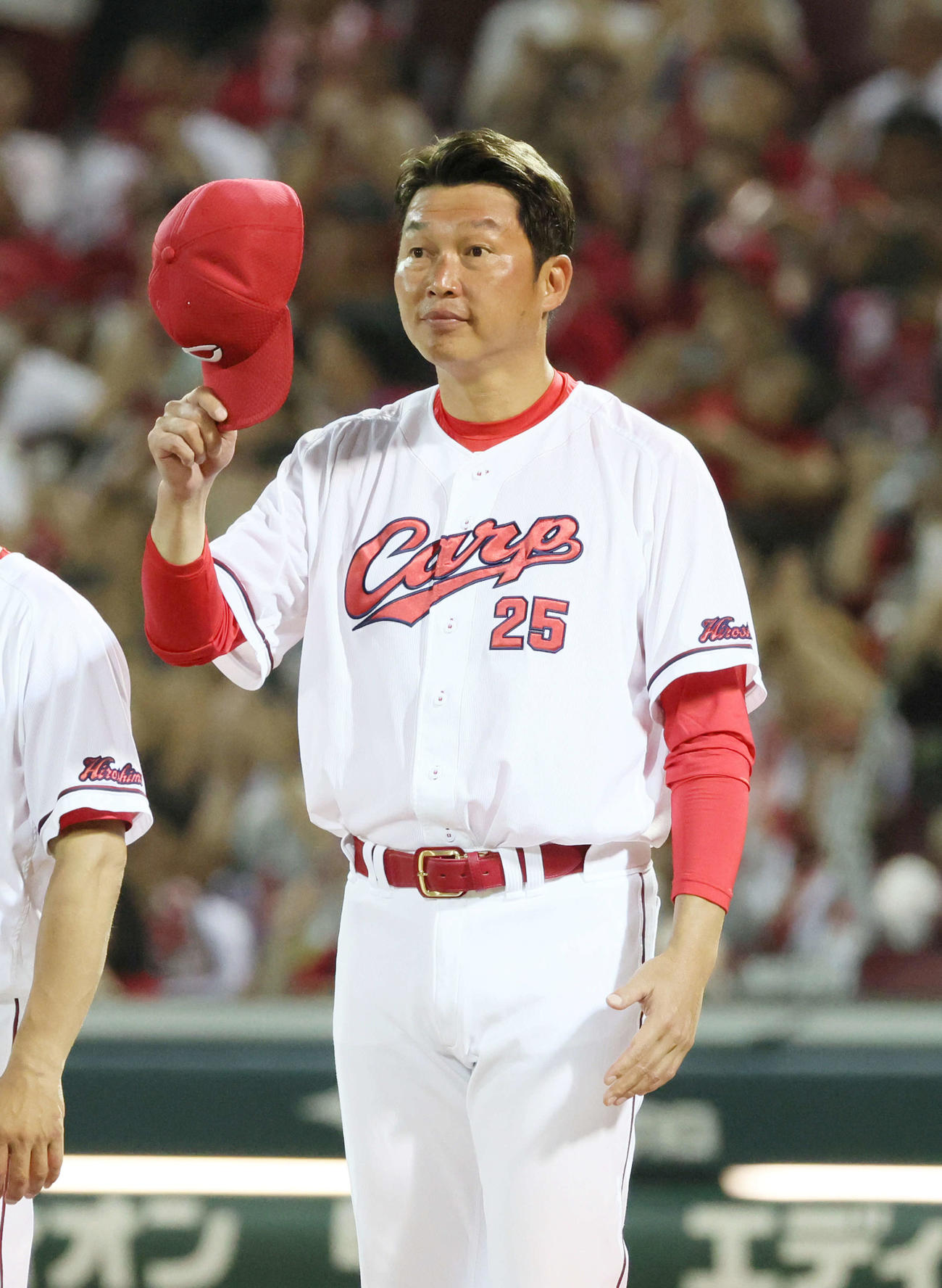 広島対中日　7連勝の広島新井監督（撮影・加藤孝規）