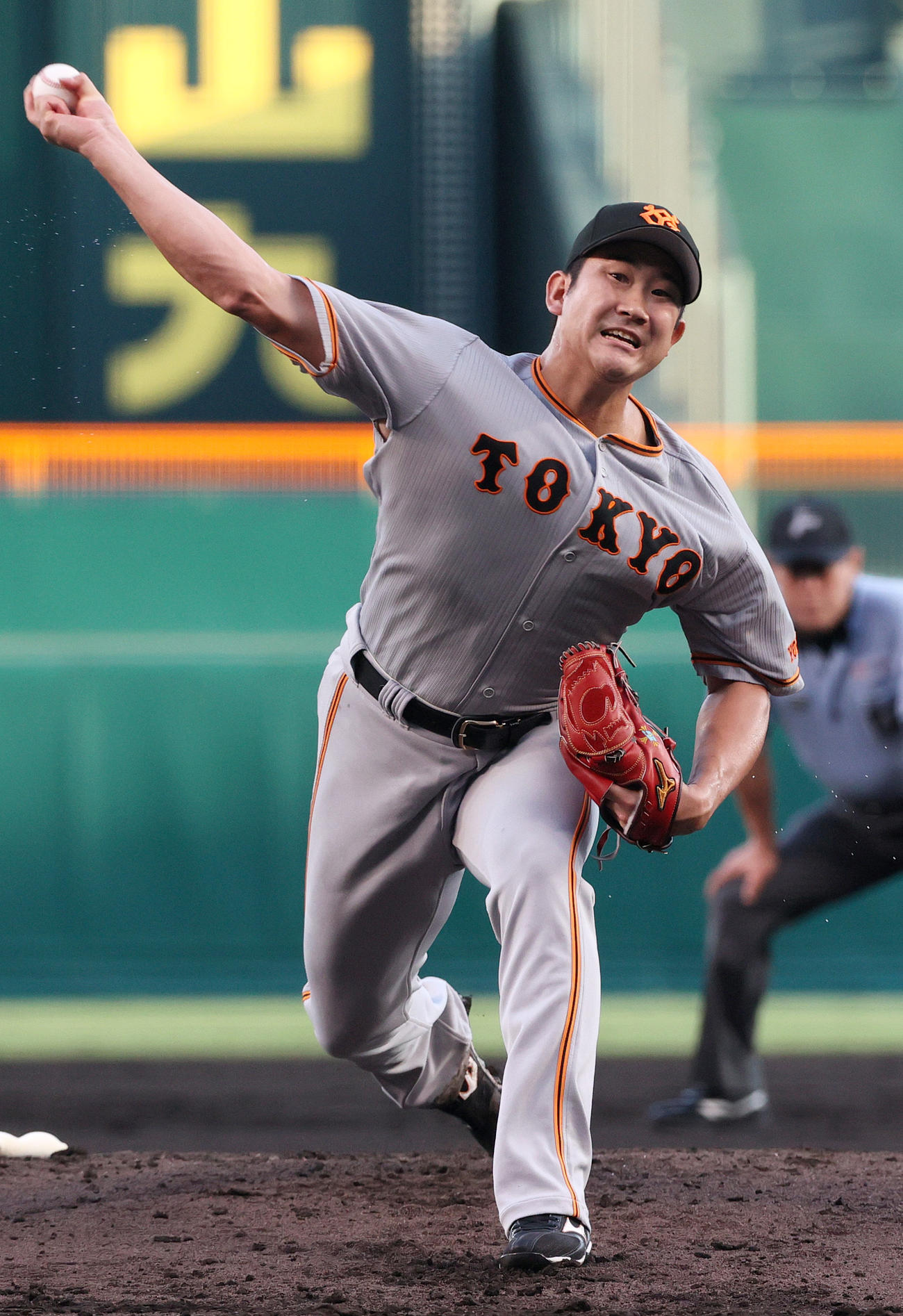 阪神対巨人　巨人先発の菅野（撮影・上山淳一）