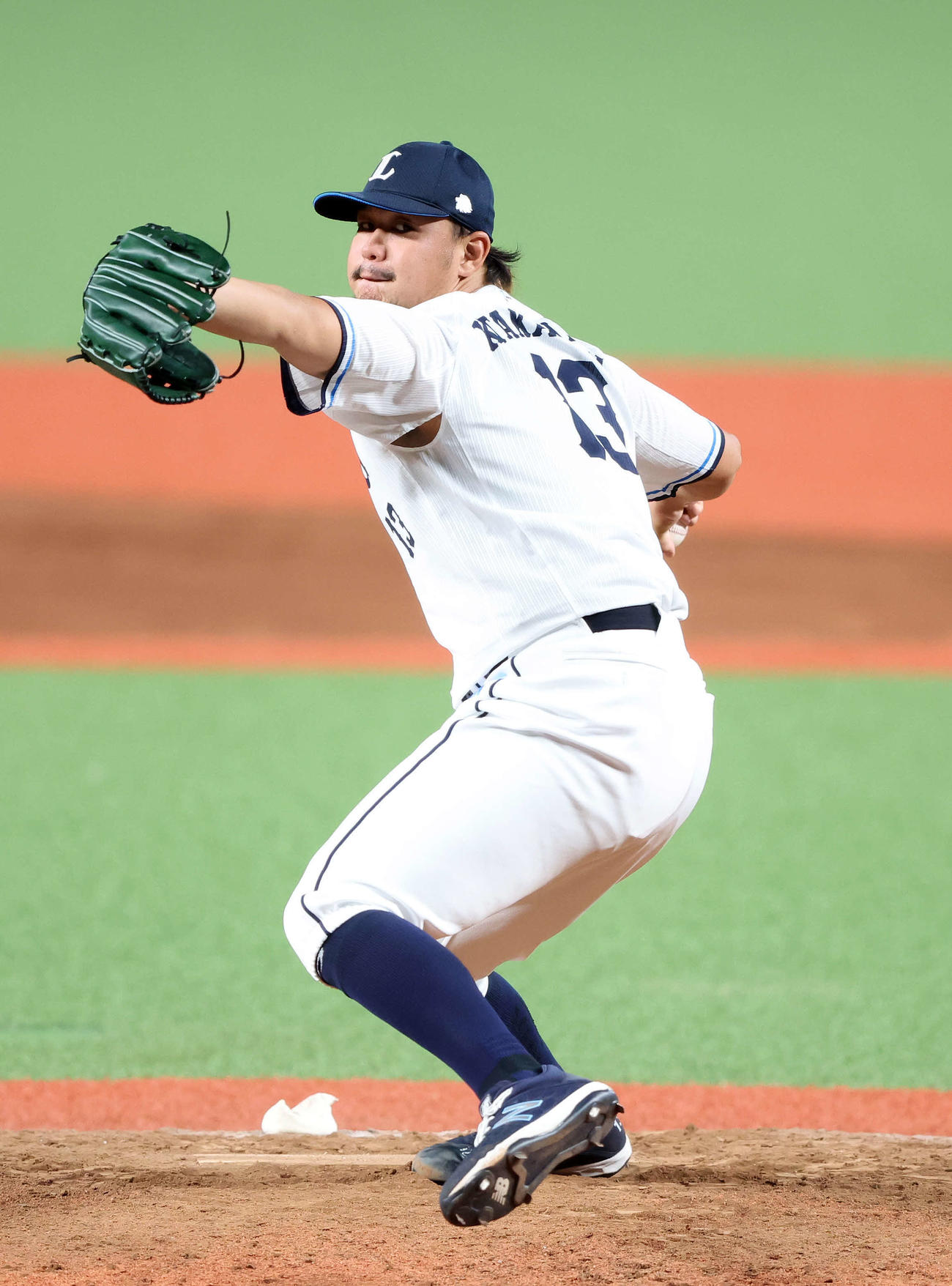 西武対ロッテ　力投する西武先発の高橋（撮影・鈴木正人）
