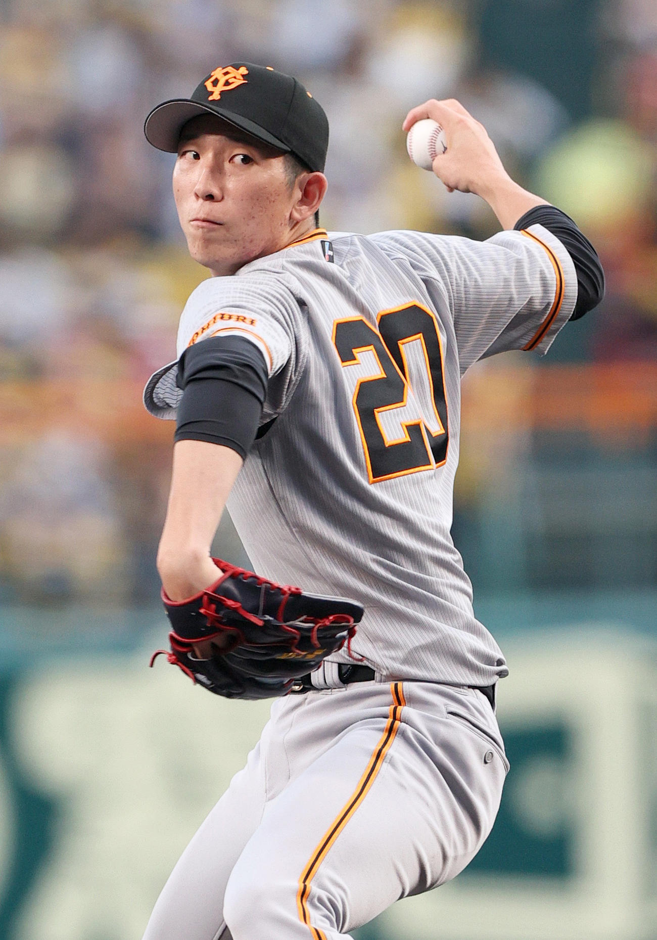 阪神対巨人　巨人先発の戸郷（撮影・上山淳一）