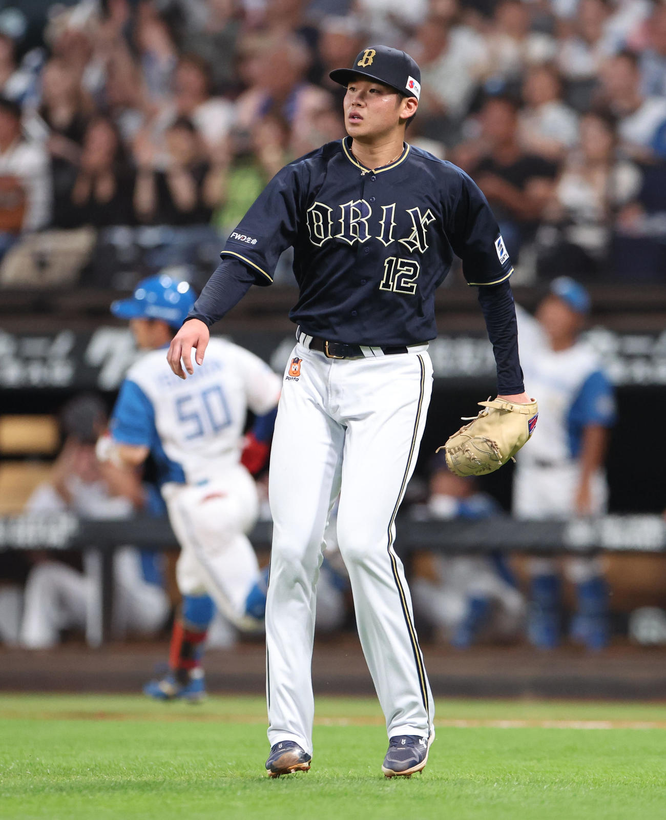 日本ハム対オリックス　4回裏日本ハム2死二、三塁、五十幡に左前適時打を浴びる山下（撮影・佐藤翔太）