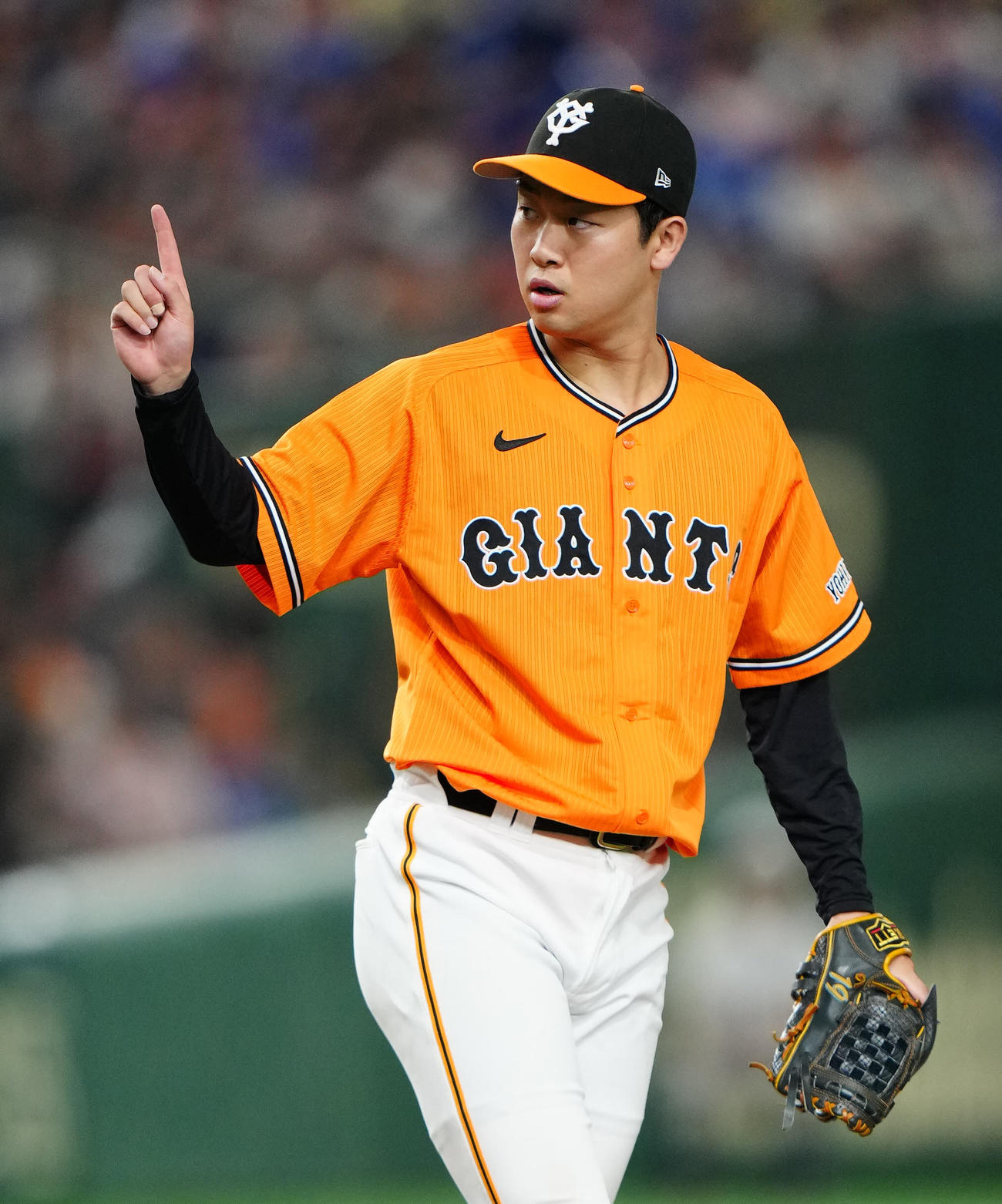 巨人対中日　7回表中日無死、龍空から空振り三振を奪った山崎伊（撮影・江口和貴）