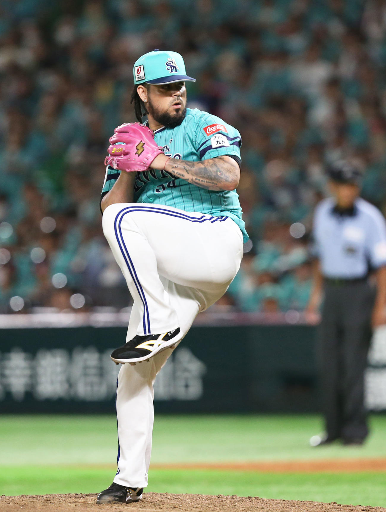 ソフトバンク対ロッテ　9回にソフトバンク6番手として登板したオスナ（撮影・冨田成美）