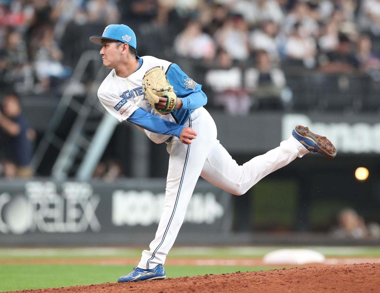 日本ハム対オリックス　5回から登板の立野（撮影・黒川智章）