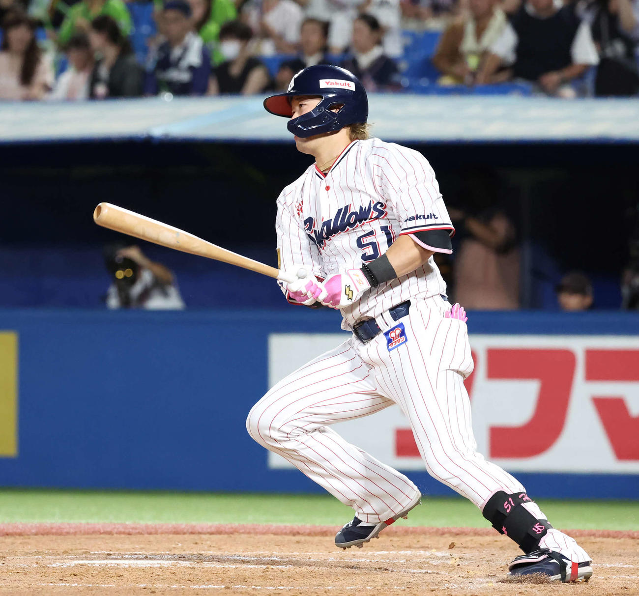 ヤクルト対DeNA 4回裏ヤクルト無死、浜田は左前安打を放つ（撮影・丹羽敏通）