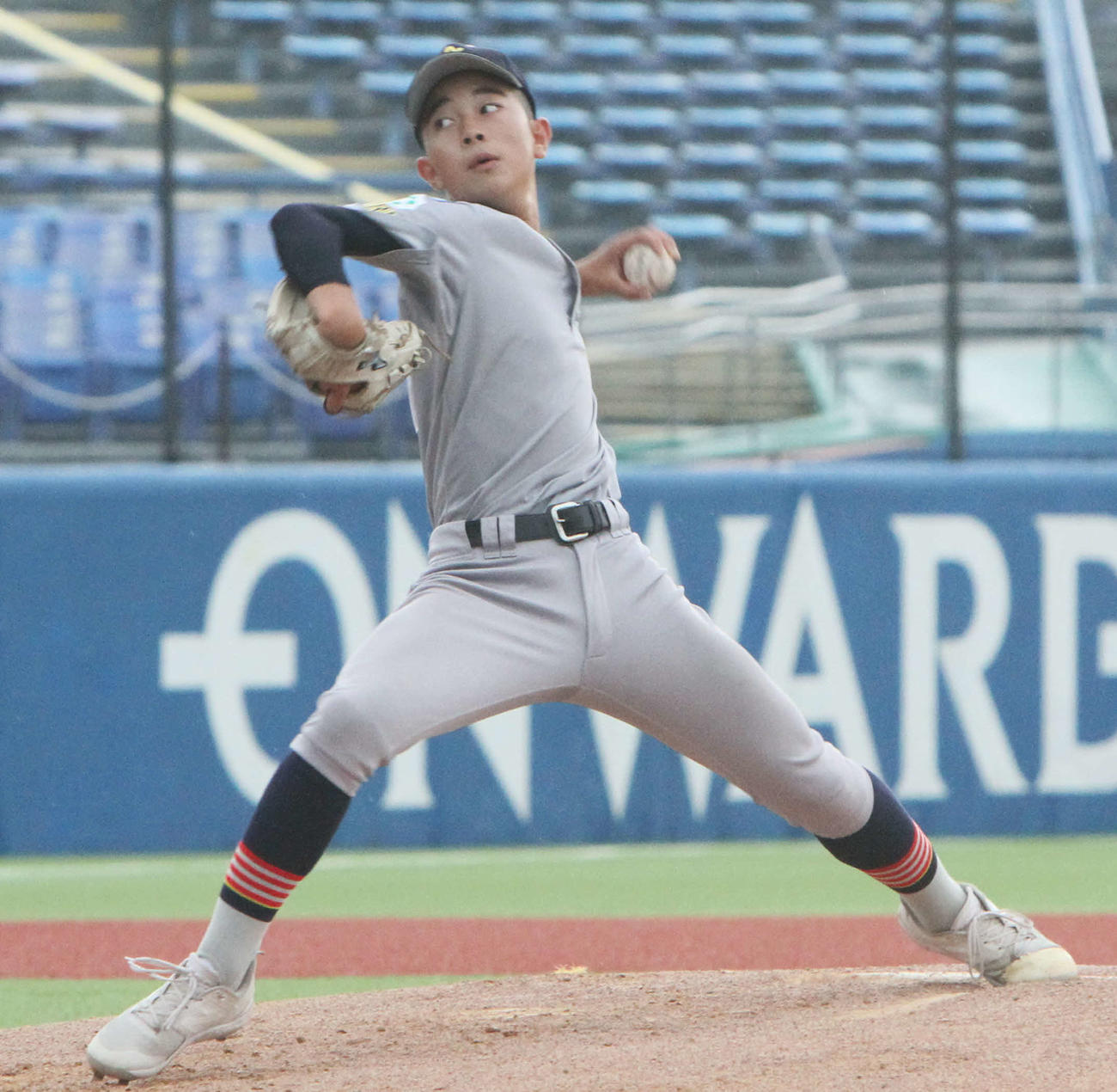 青森山田対愛知西　5回4安打無失点と好投する青森山田・船橋　（撮影・木村有優）