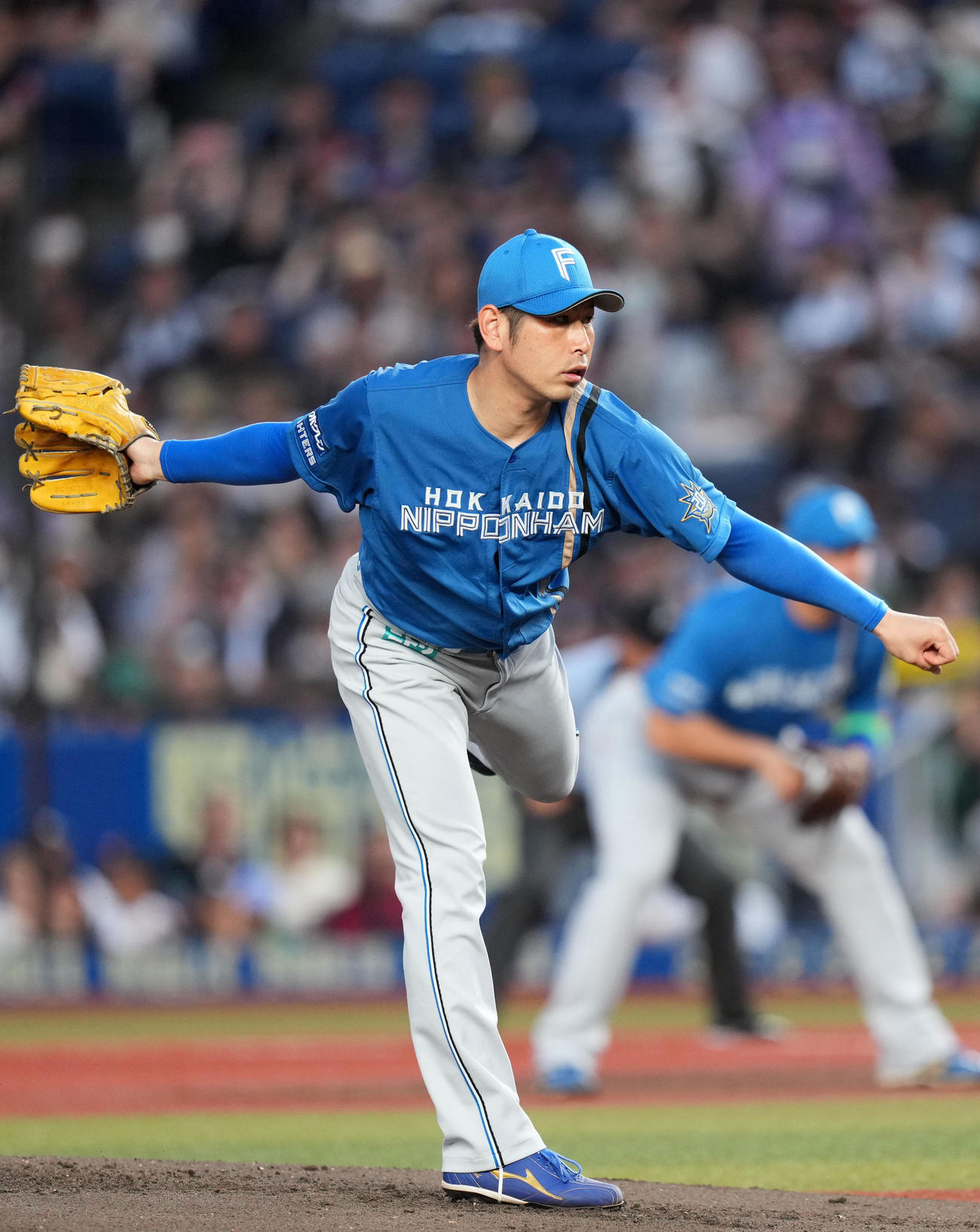 ロッテ対日本ハム　力投する日本ハム先発の加藤貴（撮影・横山健太）