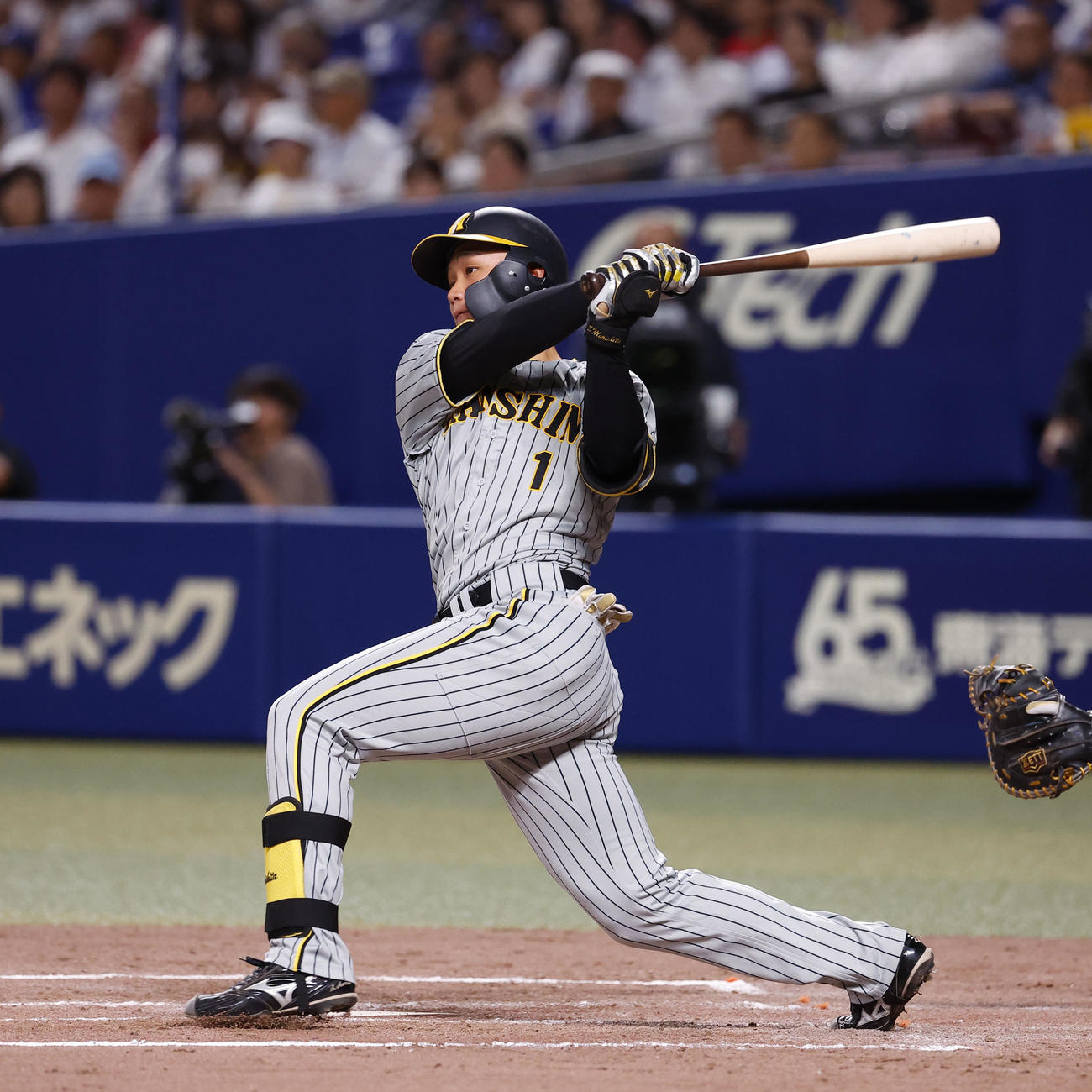 中日対阪神　7回表阪神無死、森下が左翼線に二塁打を放つ（撮影・藤尾明華）