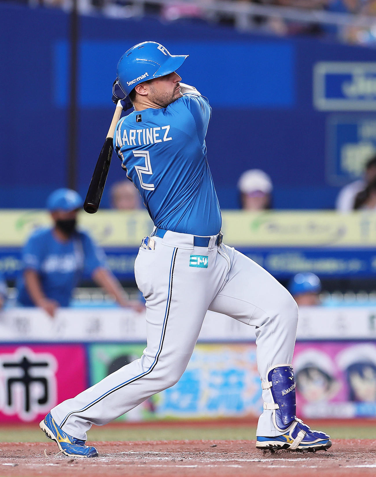 ロッテ対日本ハム　3回表日本ハム1死満塁、マルティネスは中前適時打を放つ（撮影・足立雅史）