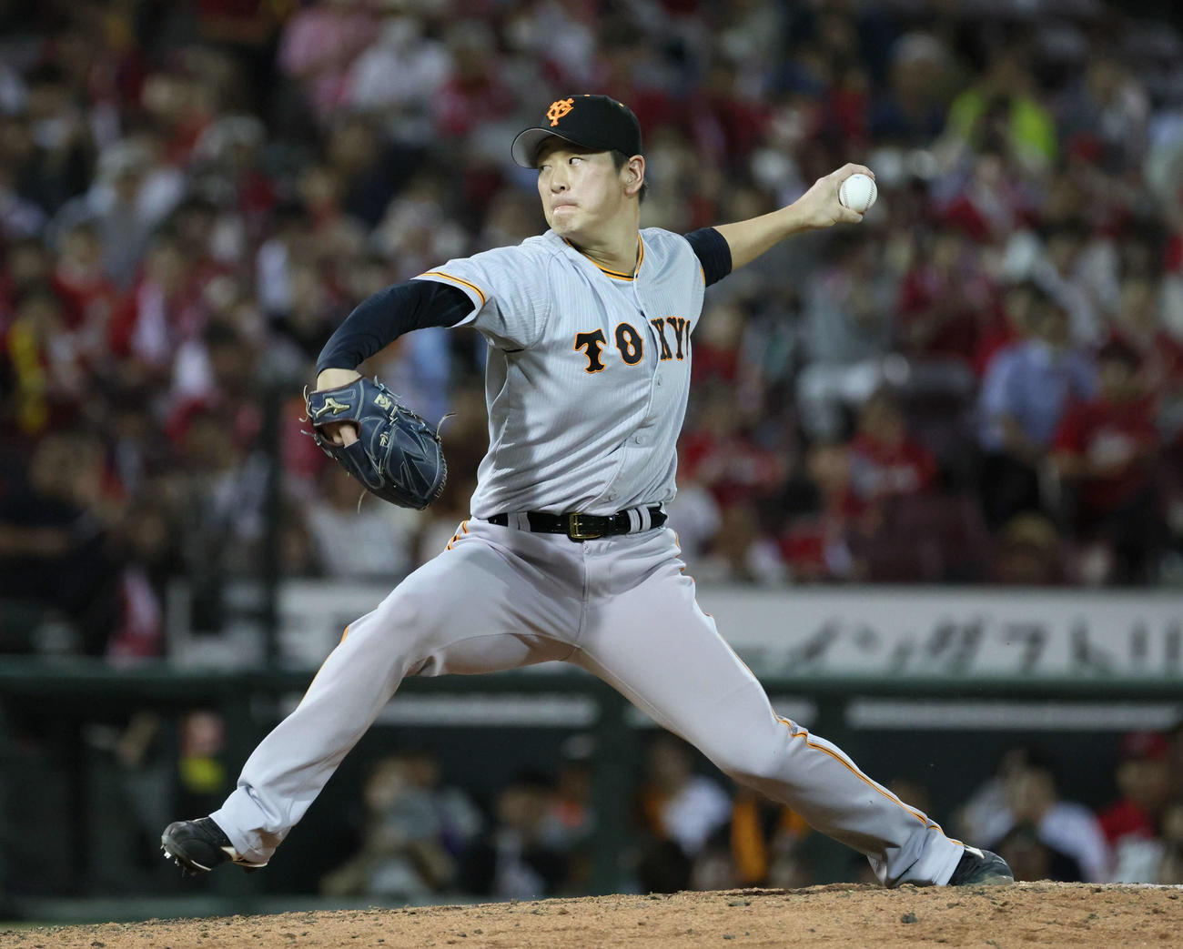 広島対巨人　9回裏広島、巨人6番手の中川（撮影・加藤孝規）