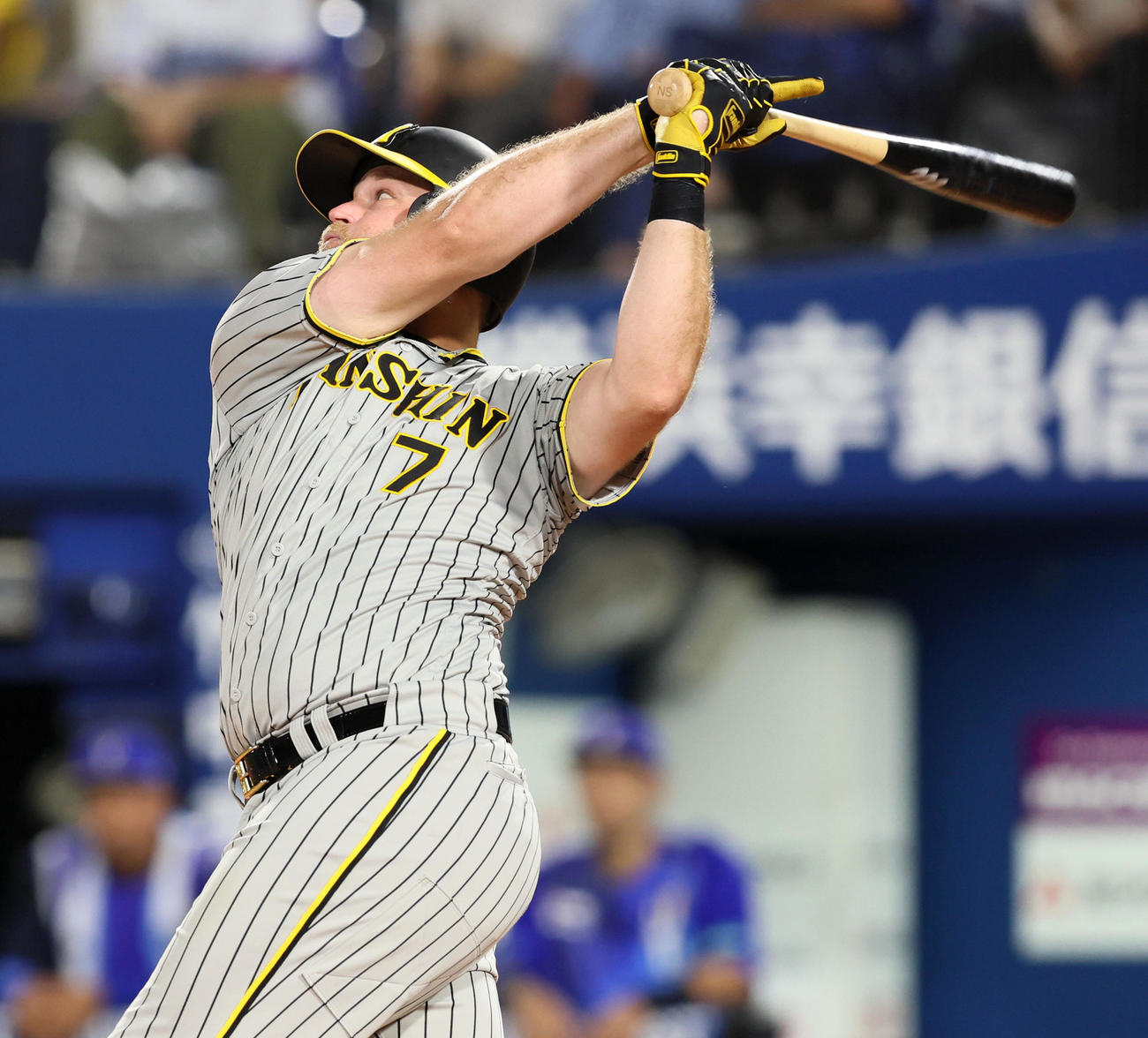 8回表阪神2死三塁、ノイジーは右前へ適時打を放つ（撮影・加藤哉）