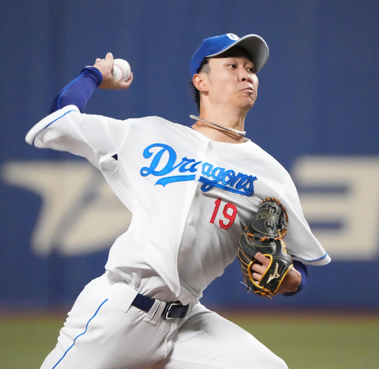 中日対ヤクルト　4回表、力投する中日先発の高橋宏（撮影・森本幸一）