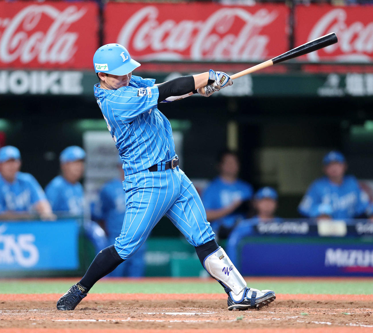 西武対オリックス　5回裏西武無死、古賀は中前安打を放つ（撮影・鈴木正人）