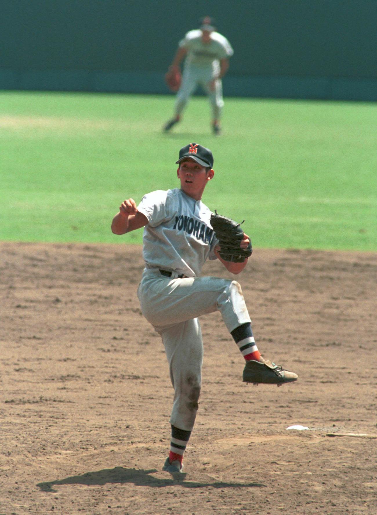 98年8月20日、PL学園と延長17回の激戦を投げぬいた横浜・松坂大輔