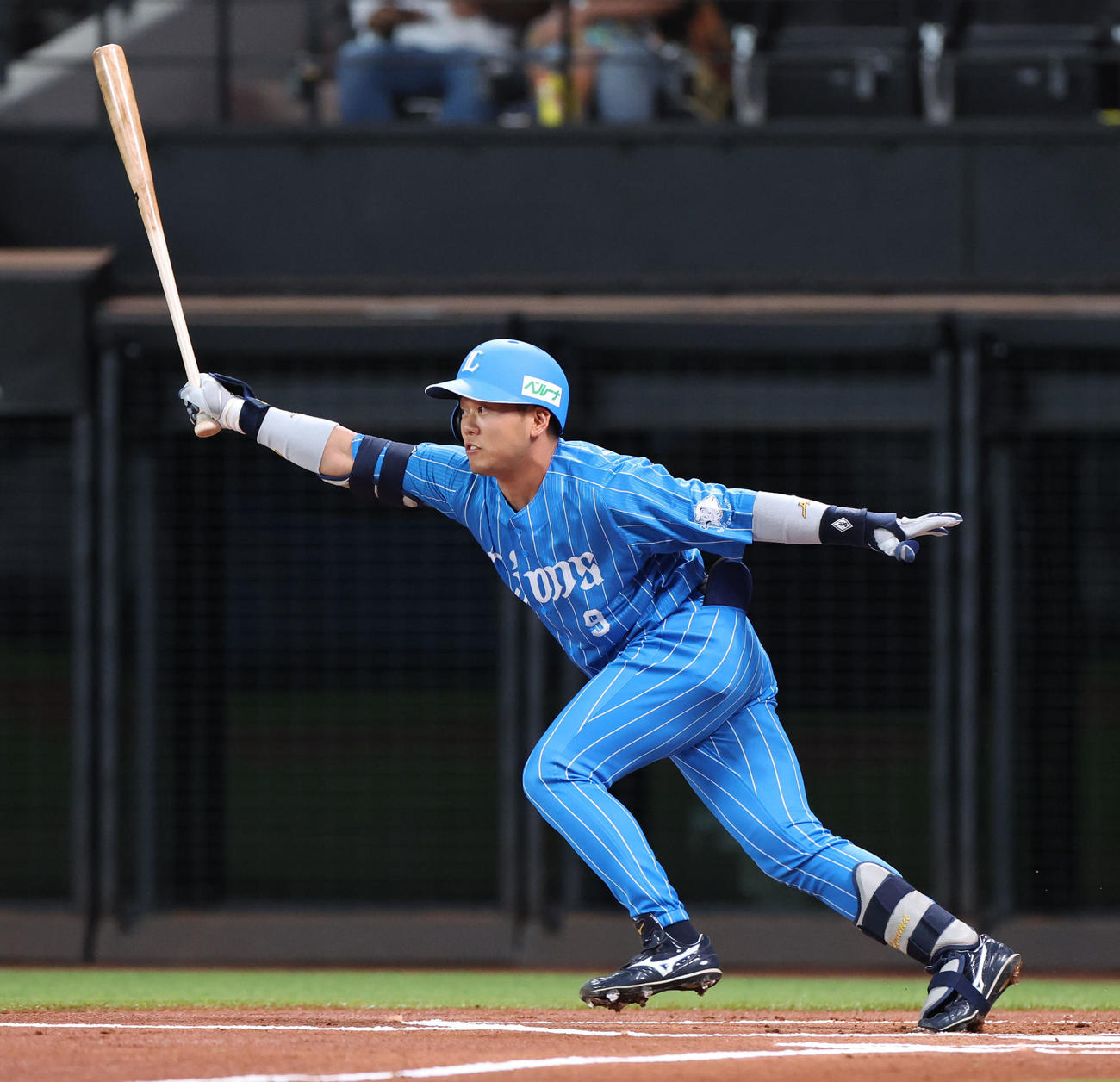 日本ハム対西武　1回表西武無死、蛭間は内野安打を放つ（撮影・佐藤翔太）