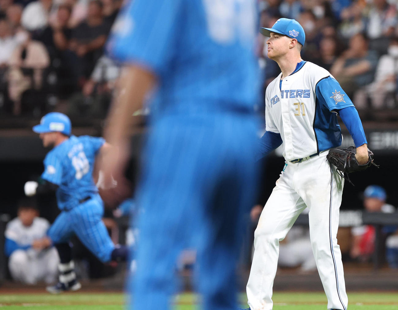 日本ハム対西武　5回表西武2死二塁、ペイトンに適時二塁打を浴びるマーベル（撮影・佐藤翔太）