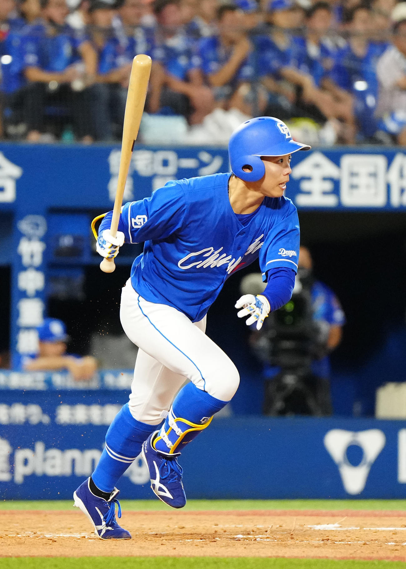 DeNA対中日　5回表中日2死二塁、右前適時打を放つ岡林（撮影・江口和貴）