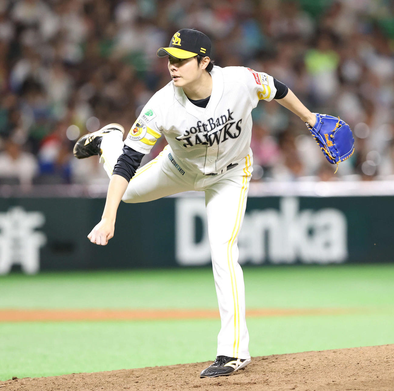 ソフトバンク対日本ハム　8回にソフトバンク5番手として登板した松本裕（撮影・冨田成美）