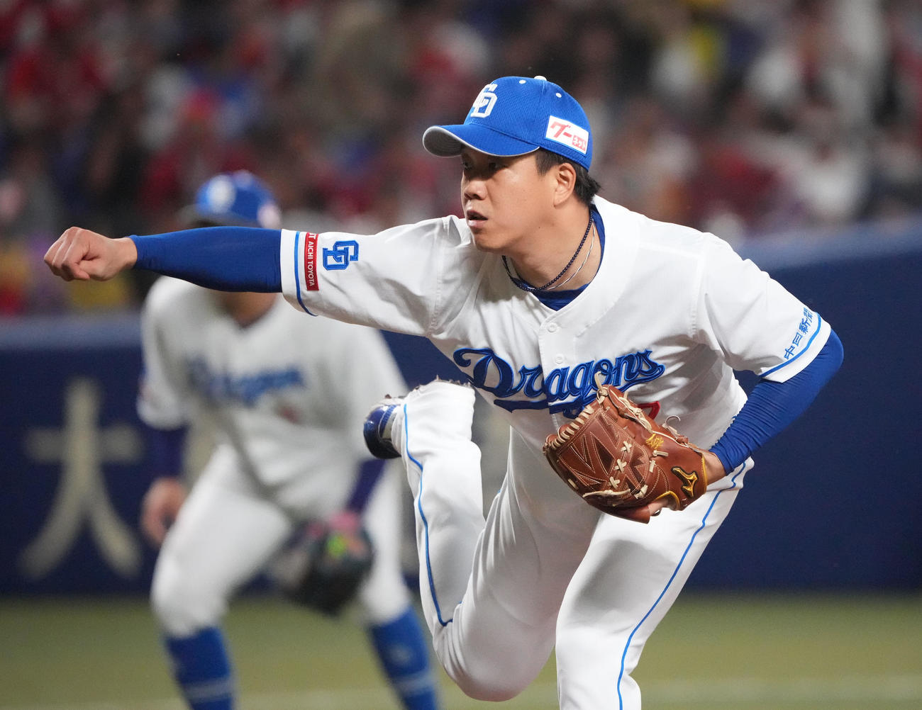 中日対広島　力投する中日先発の柳裕也（撮影・森本幸一）