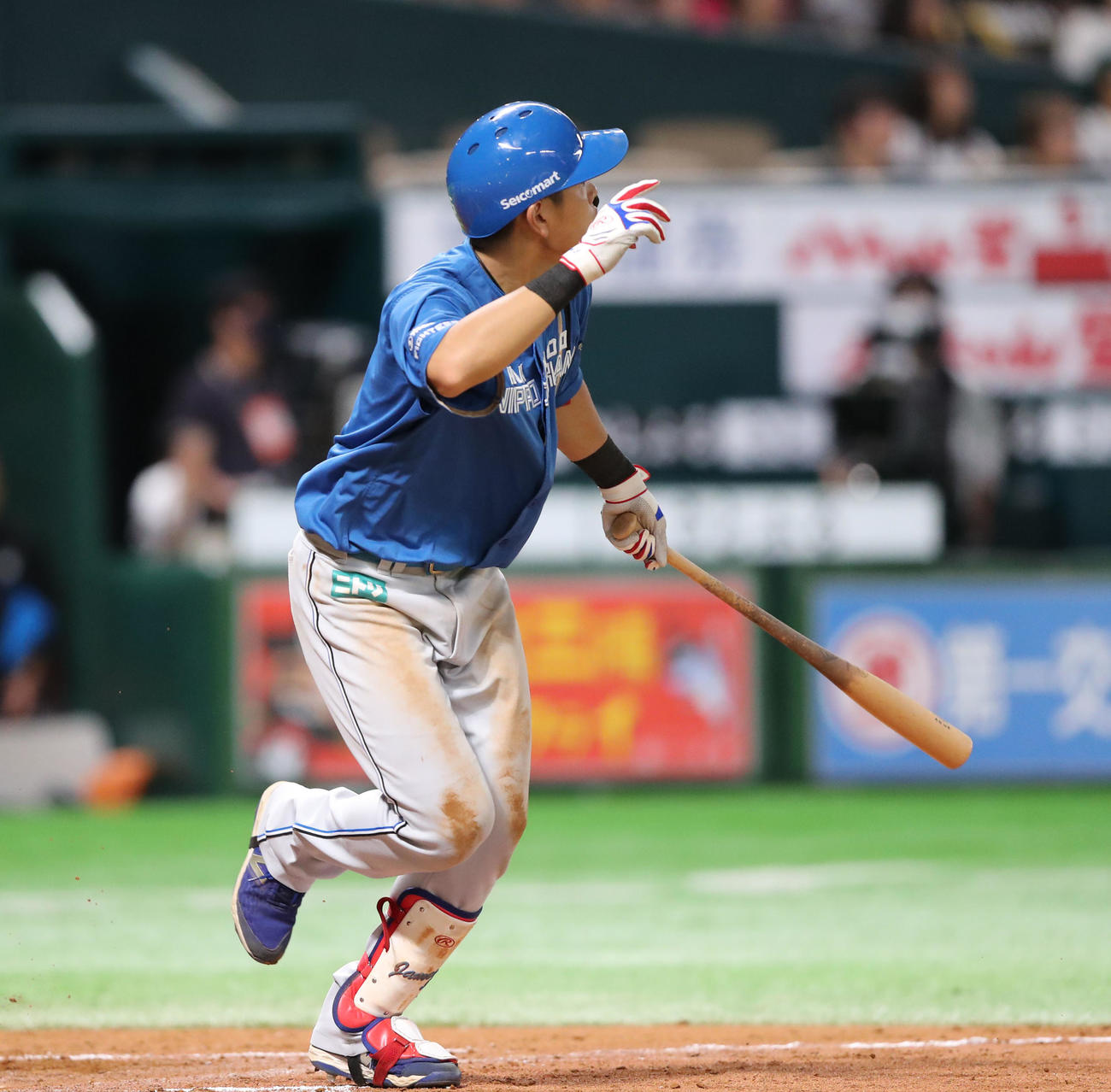 ソフトバンク対日本ハム　8回表日本ハム1死、野村は左越え本塁打を放つ（撮影・梅根麻紀）