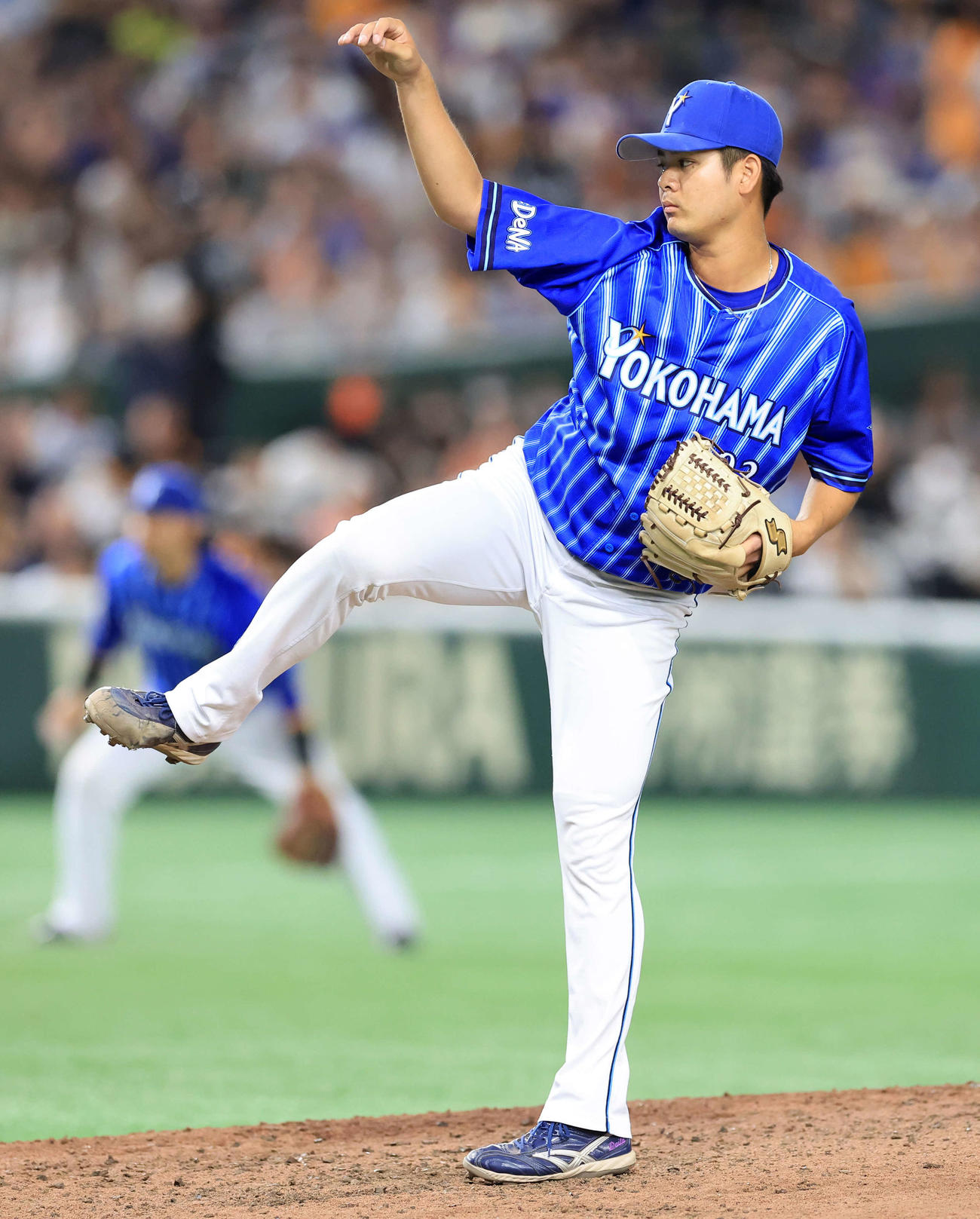 巨人対DeNA 5回裏巨人の攻撃で登板した宮城（撮影・浅見桂子）
