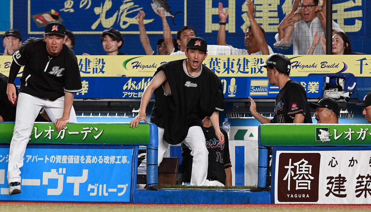 ロッテ対西武　今季6勝目を挙げたロッテ小島（撮影・たえ見朱実）