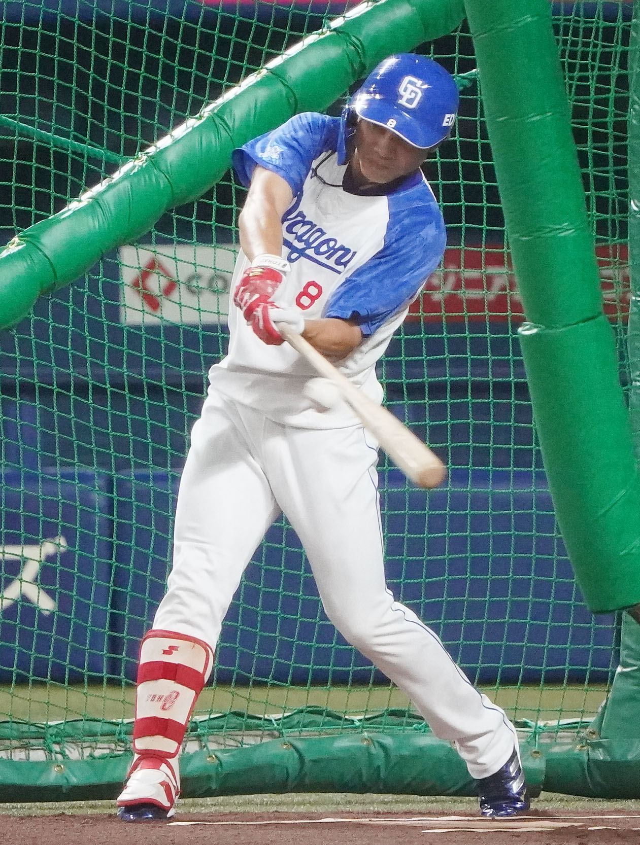 試合中止となりフリー打撃練習で調整する大島（撮影・森本幸一）