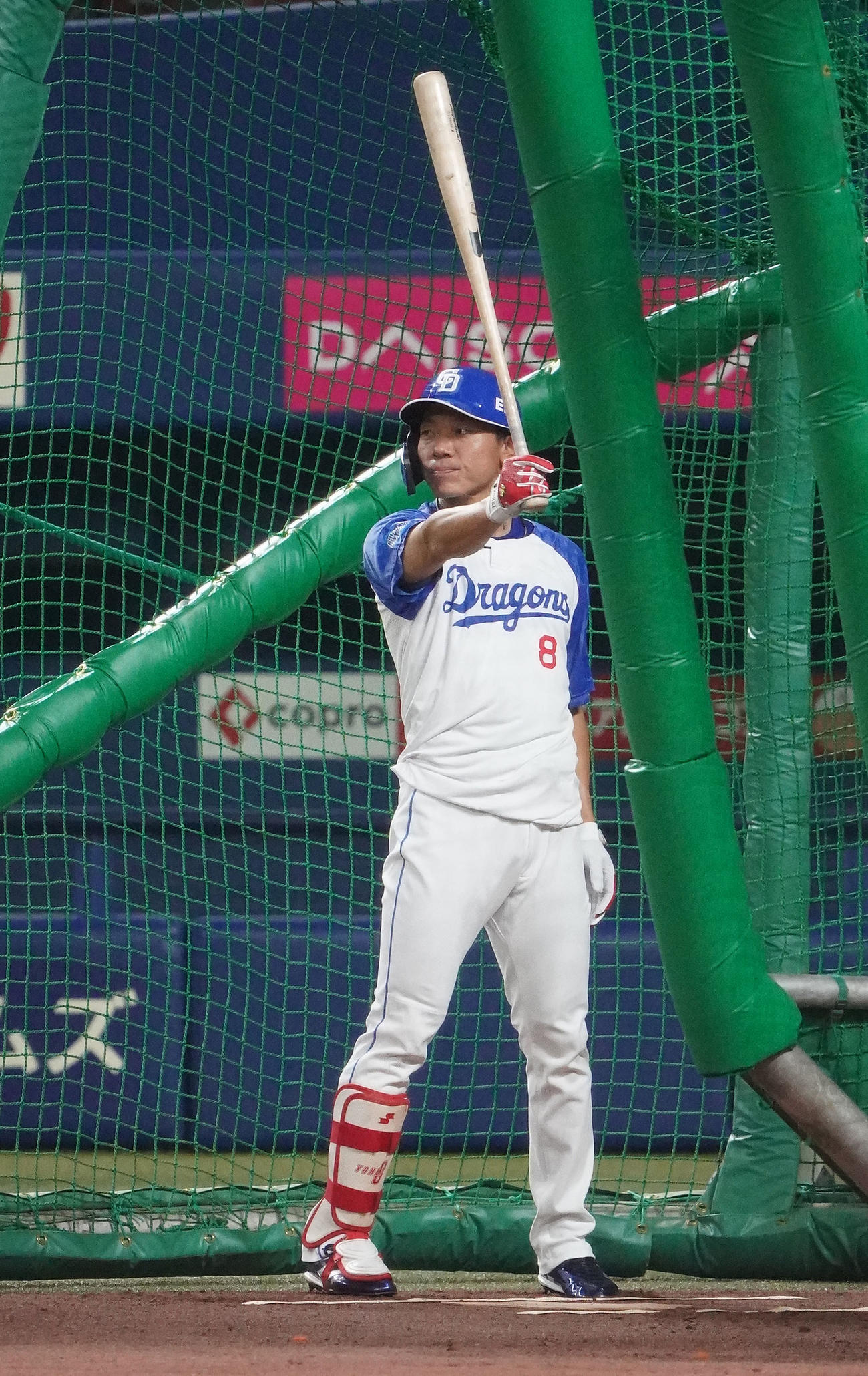 試合中止となりフリー打撃練習で調整する大島（撮影・森本幸一）