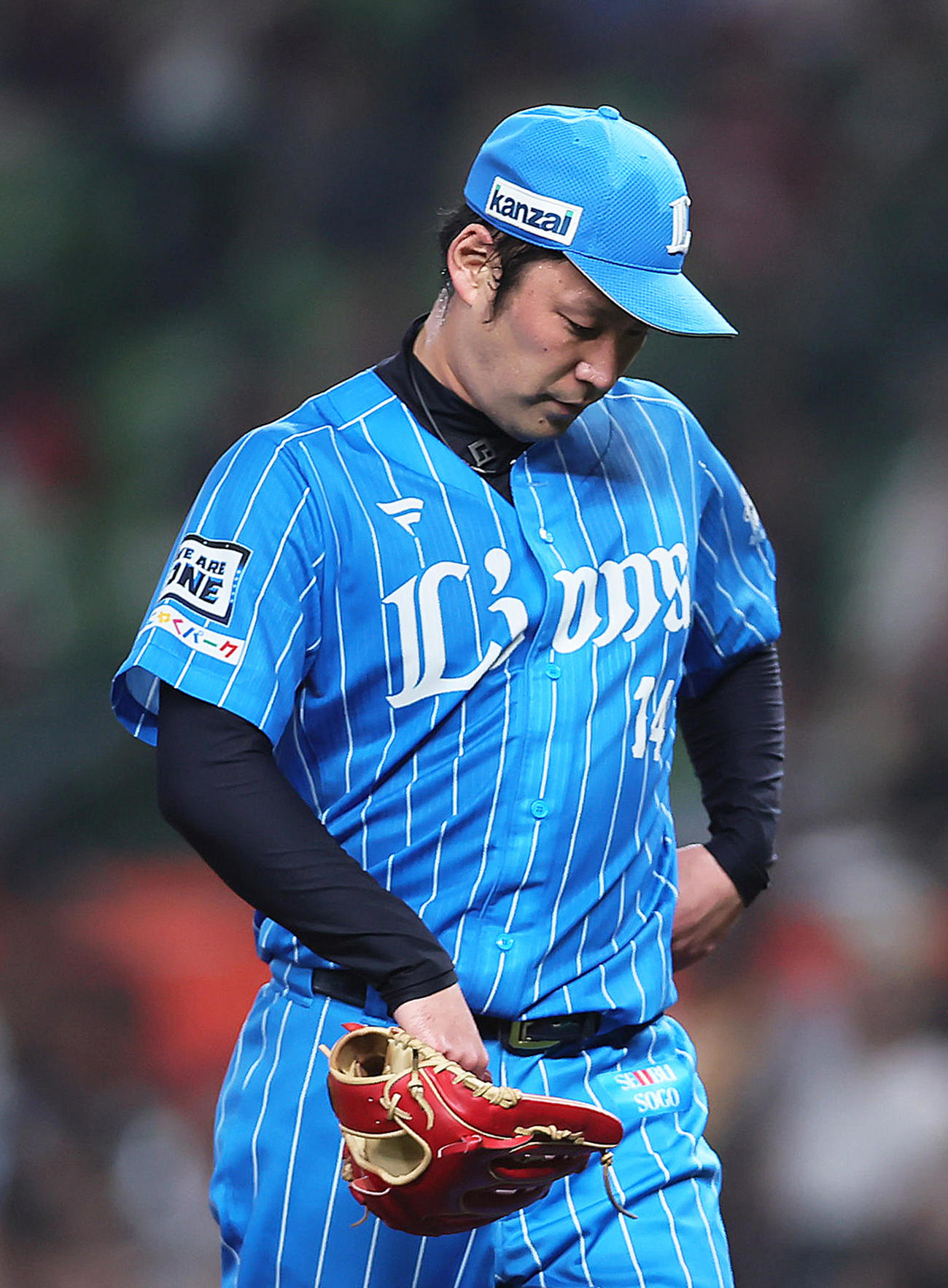 西武対楽天　9回表楽天に逆転を許し降板する西武増田（撮影・足立雅史）