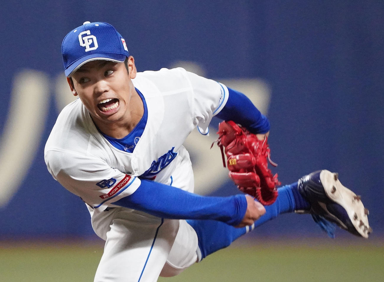 ウエスタンリーグ中日対阪神　4回表、力投する中日先発の根尾（撮影・森本幸一）