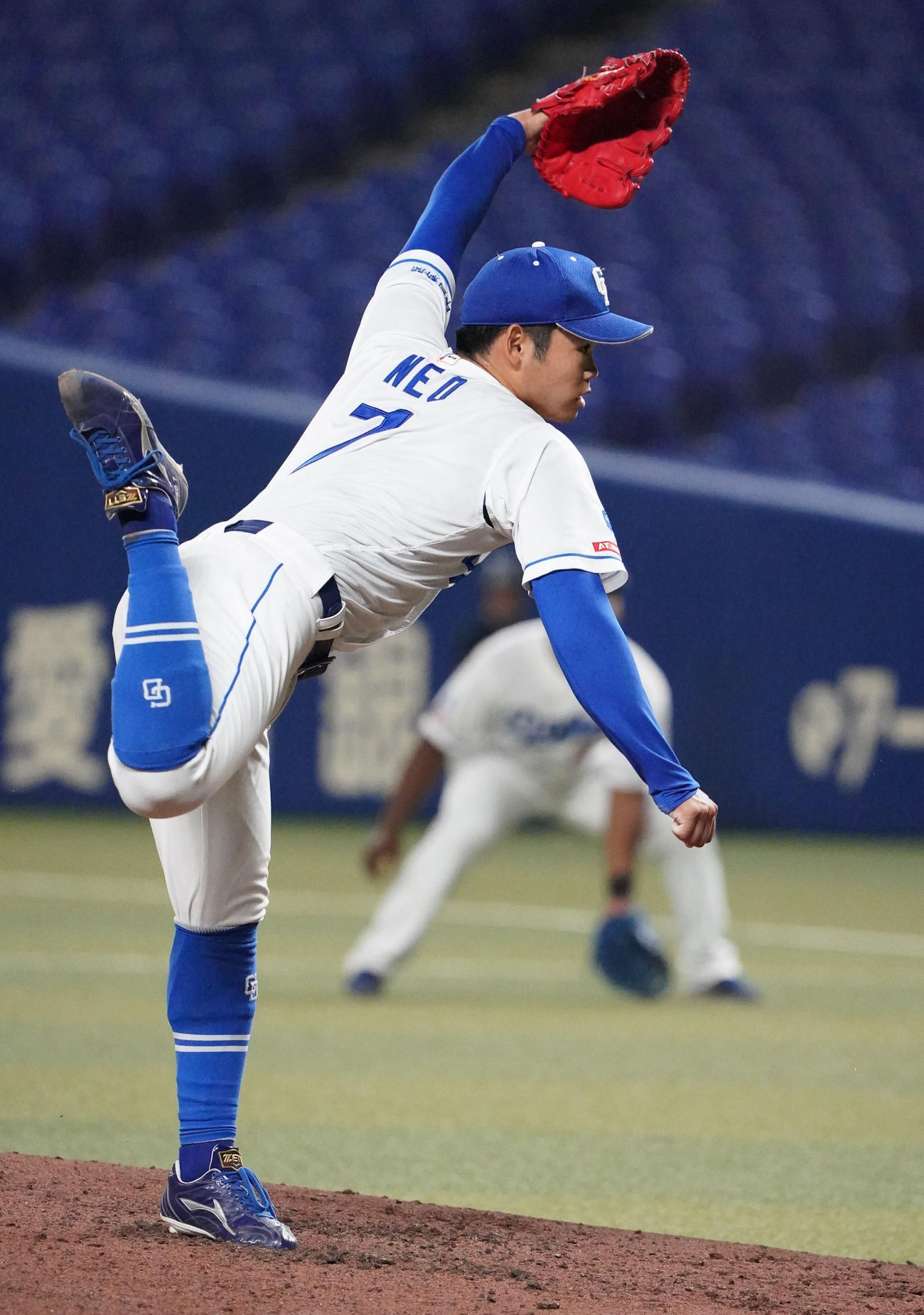 ウエスタンリーグ中日対阪神　3回表、力投する中日先発の根尾（撮影・森本幸一）
