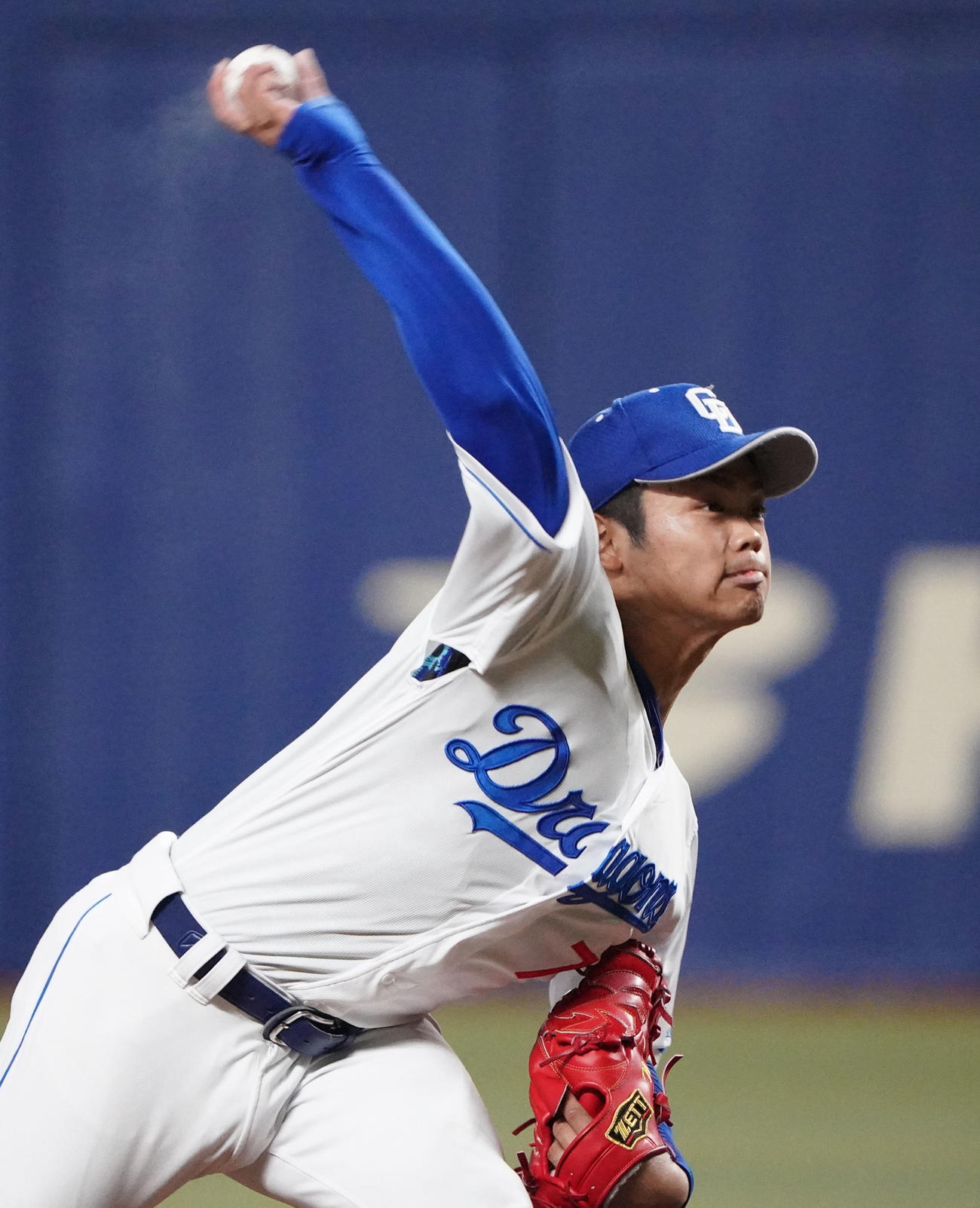ウエスタンリーグ中日対阪神　2回表、力投する中日先発の根尾（撮影・森本幸一）
