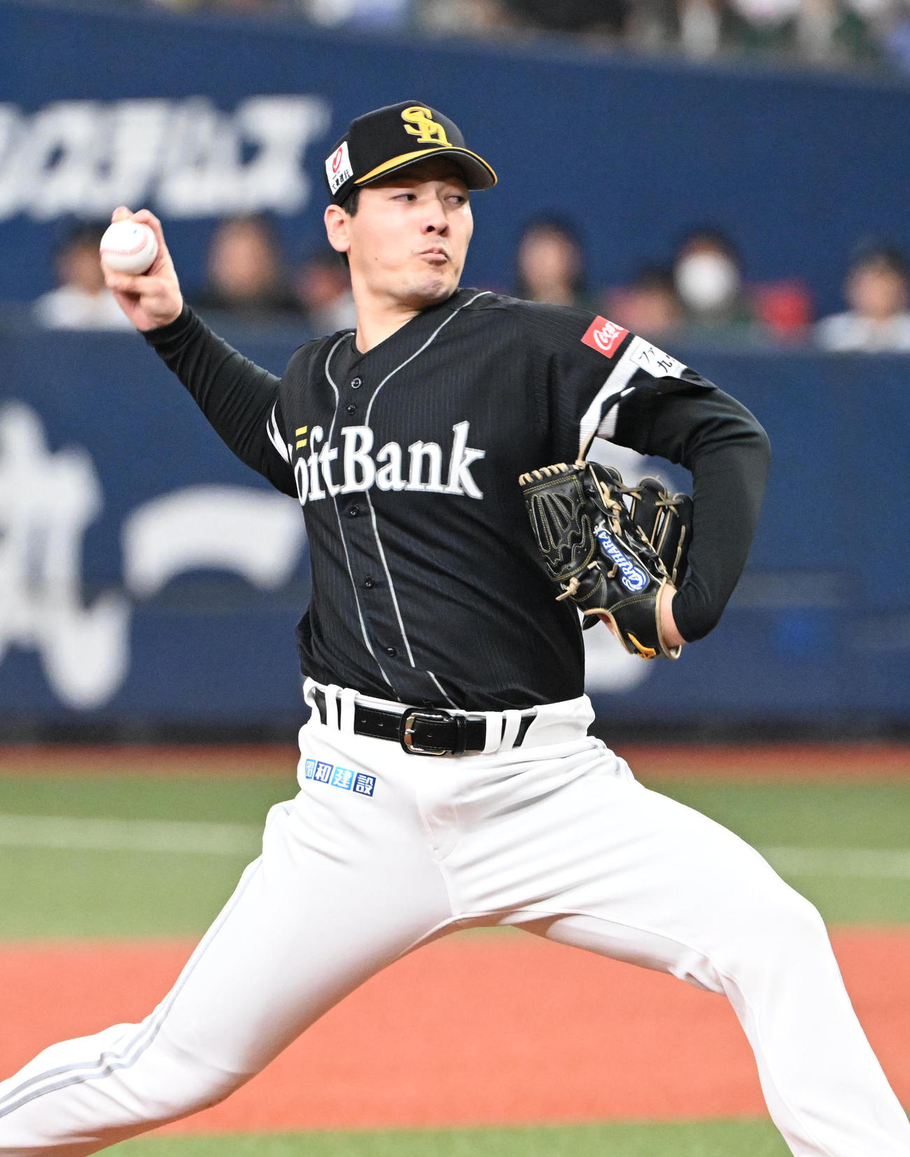 オリックス対ソフトバンク　先発するソフトバンク有原（撮影・和賀正仁）