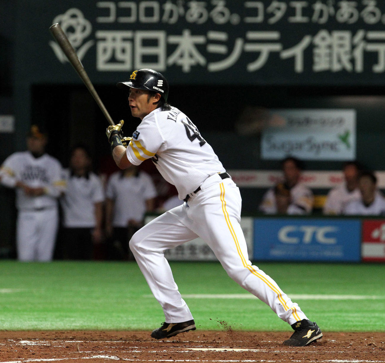 12年6月23日、日本ハム戦の2回、柳田はプロ初安打となる左前打を放つ
