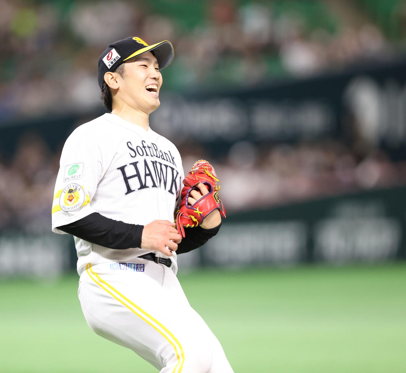 ソフトバンク対西武　9回表西武2死二塁、石川は中村を一ゴロに打ち取りノーヒットノーラン達成（撮影・冨田成美）