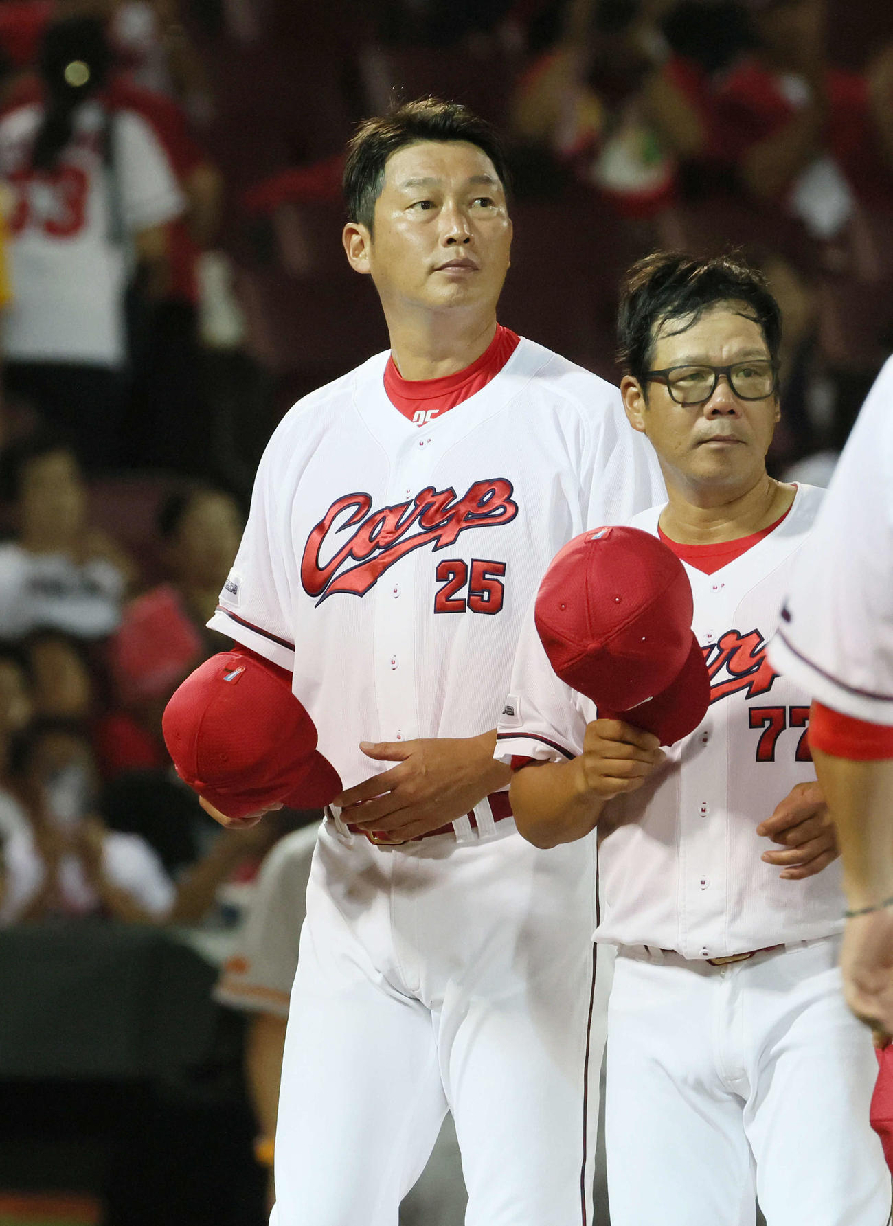広島対巨人　敗れた新井監督（撮影・加藤孝規）