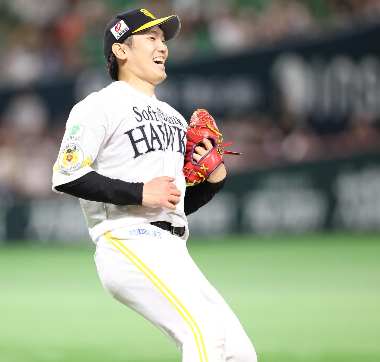 ソフトバンク対西武　9回表西武2死二塁、石川は中村を一ゴロに打ち取りノーヒットノーラン達成（撮影・冨田成美）