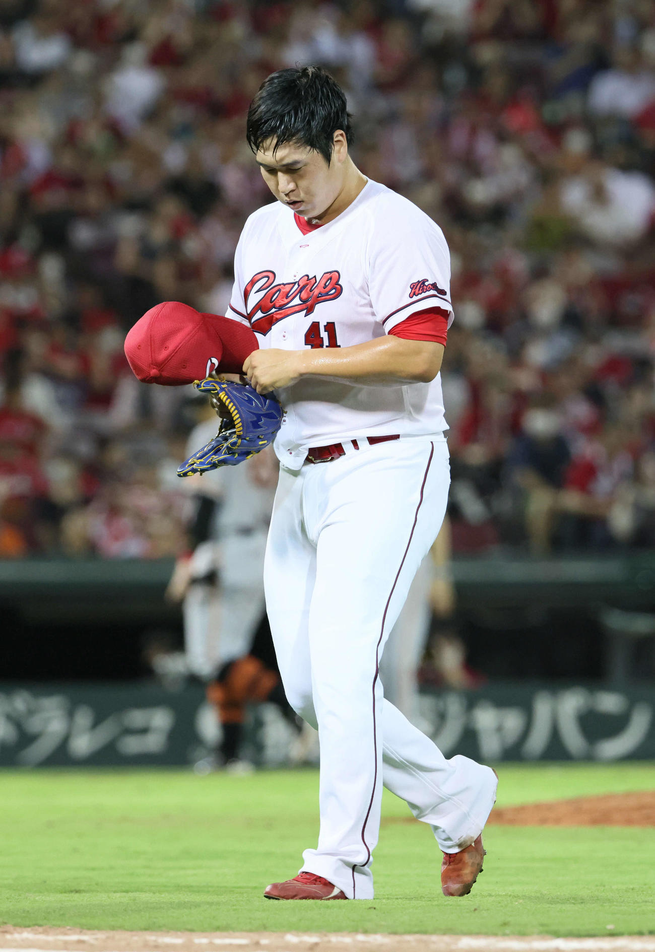 23年8月18日　広島対巨人　9回表巨人1死三塁、岡本和に勝ち越し中越え適時二塁打を浴びた矢崎