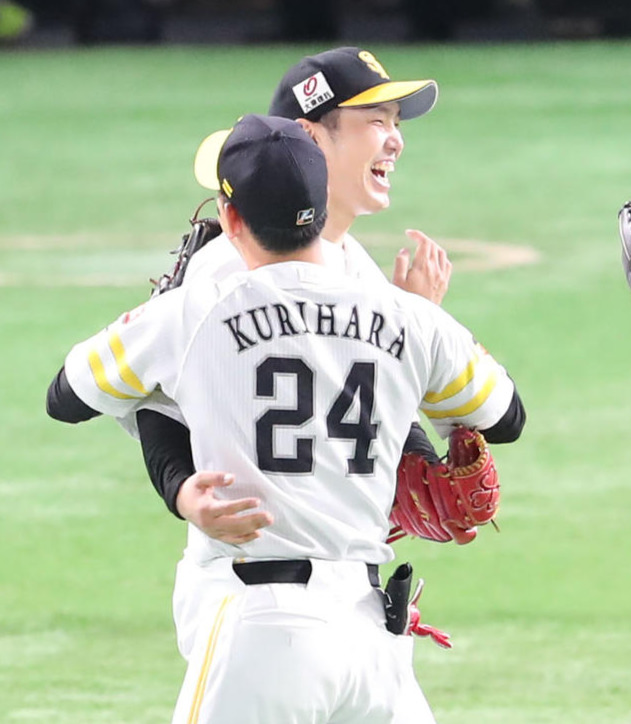 18日、ノーヒットノーランを達成したソフトバンク石川柊太