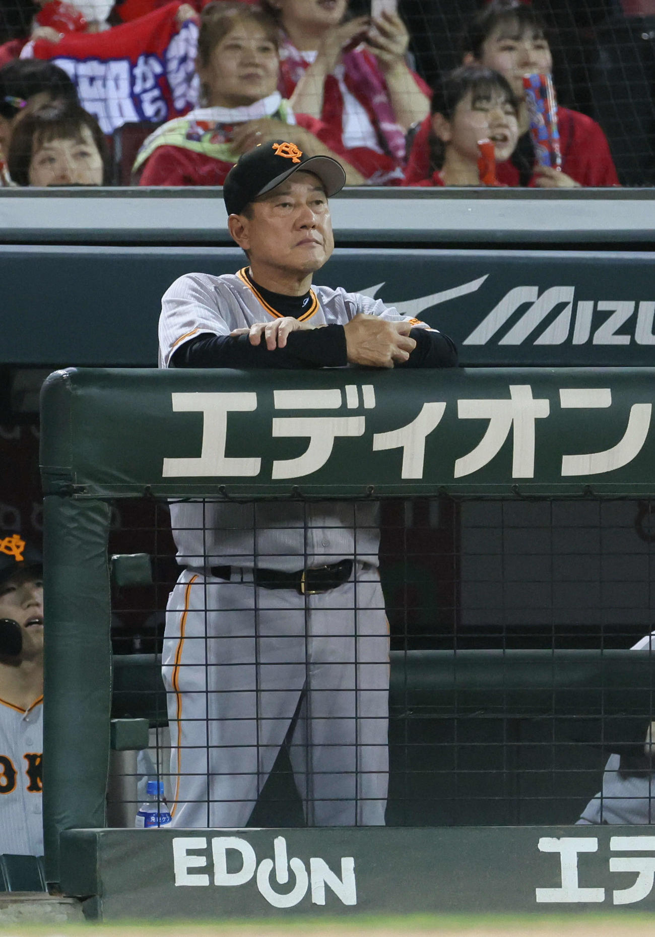 広島対巨人　マツダスタジアムでの今季最終戦で勝てなかった原監督（撮影・加藤孝規）