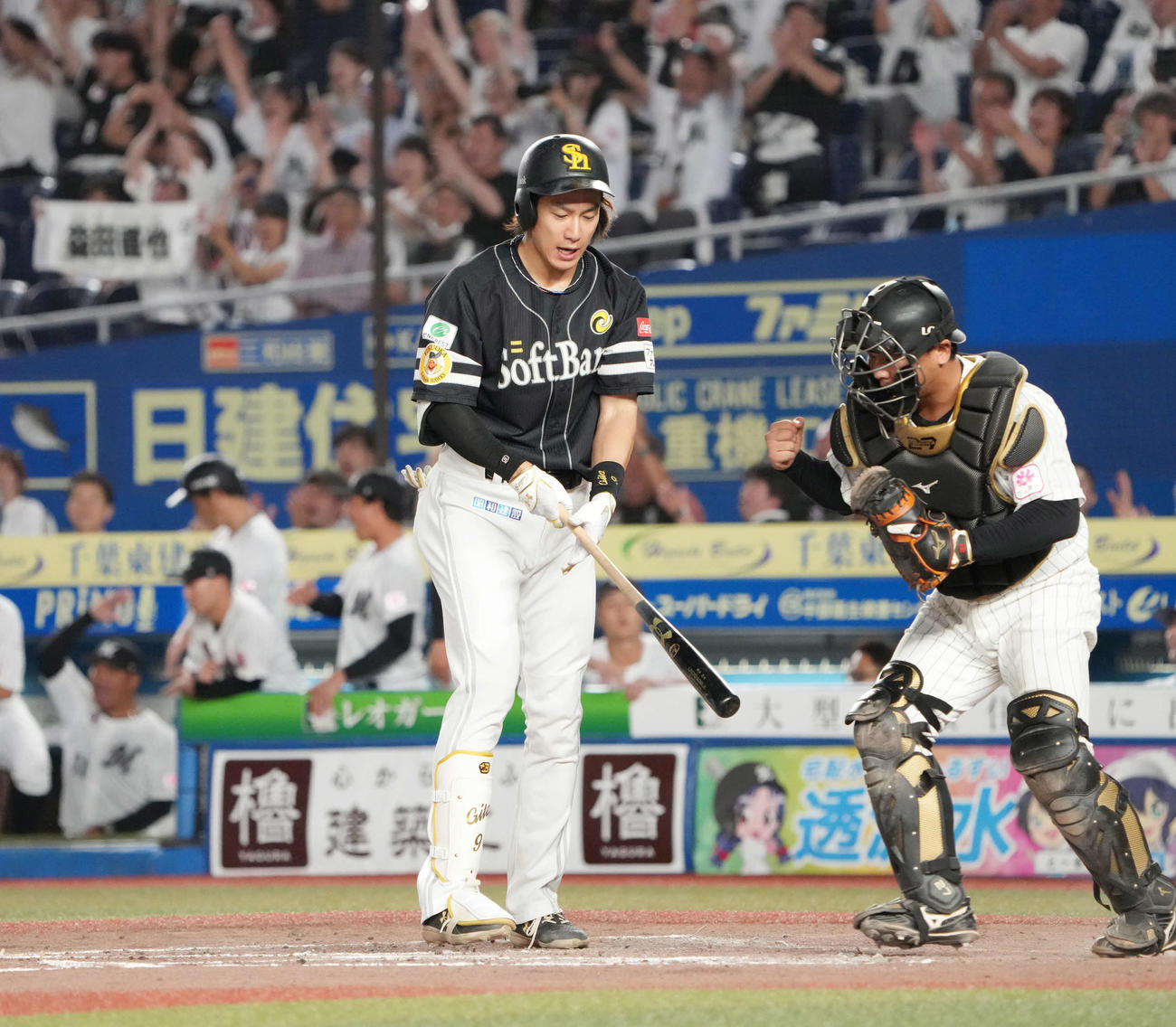ロッテ対ソフトバンク、9回表ソフトバンク2死、柳田は空振り三振に倒れる（撮影・小沢裕）